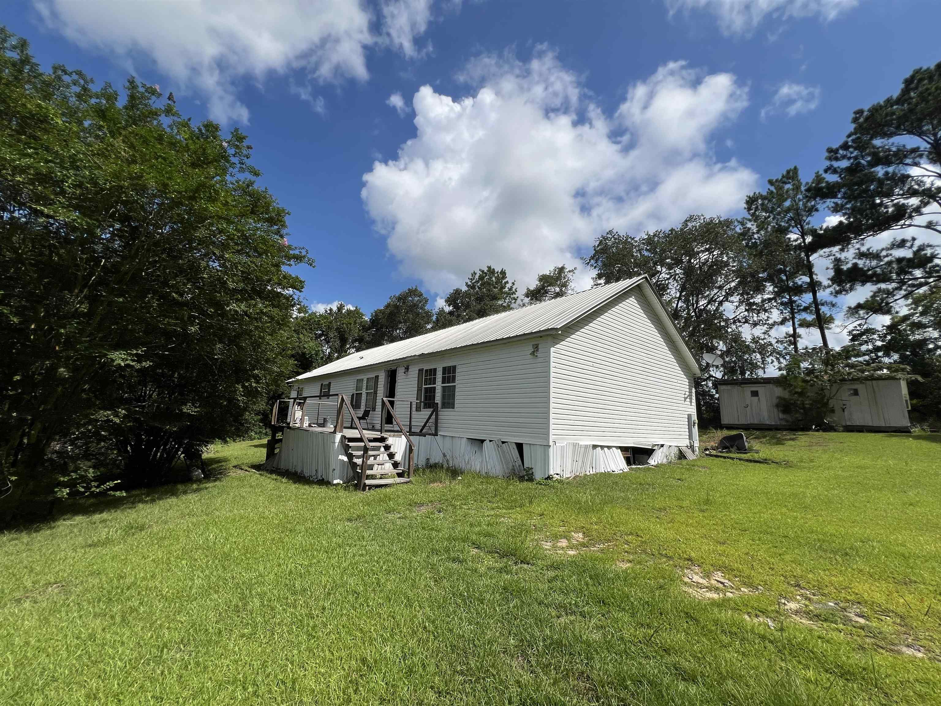195 E Meadow Road, Monticello, Texas image 3