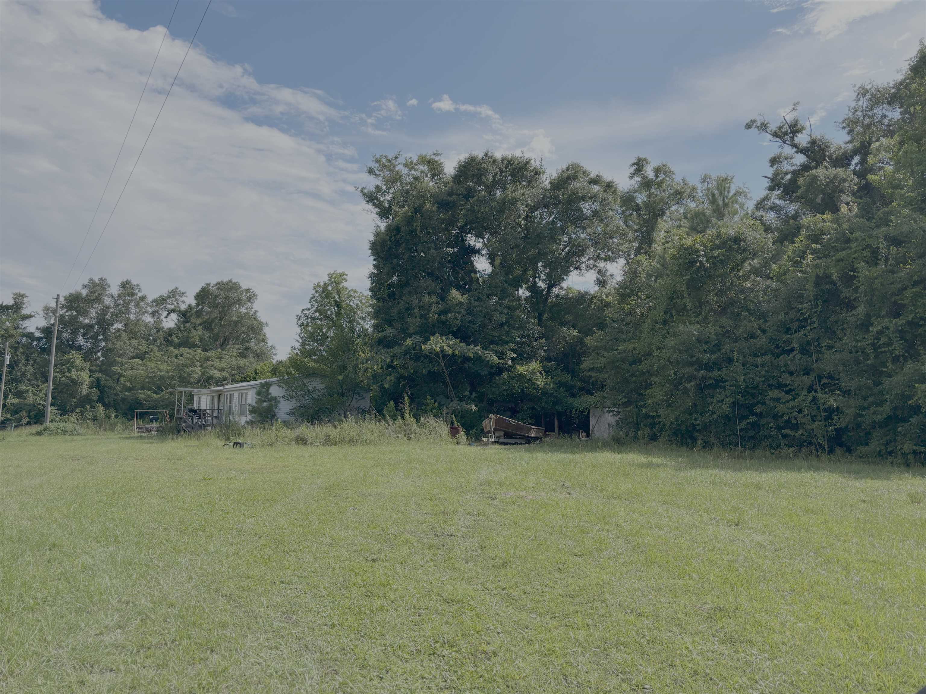 15745 NE Graves Street, Hosford, Florida image 1