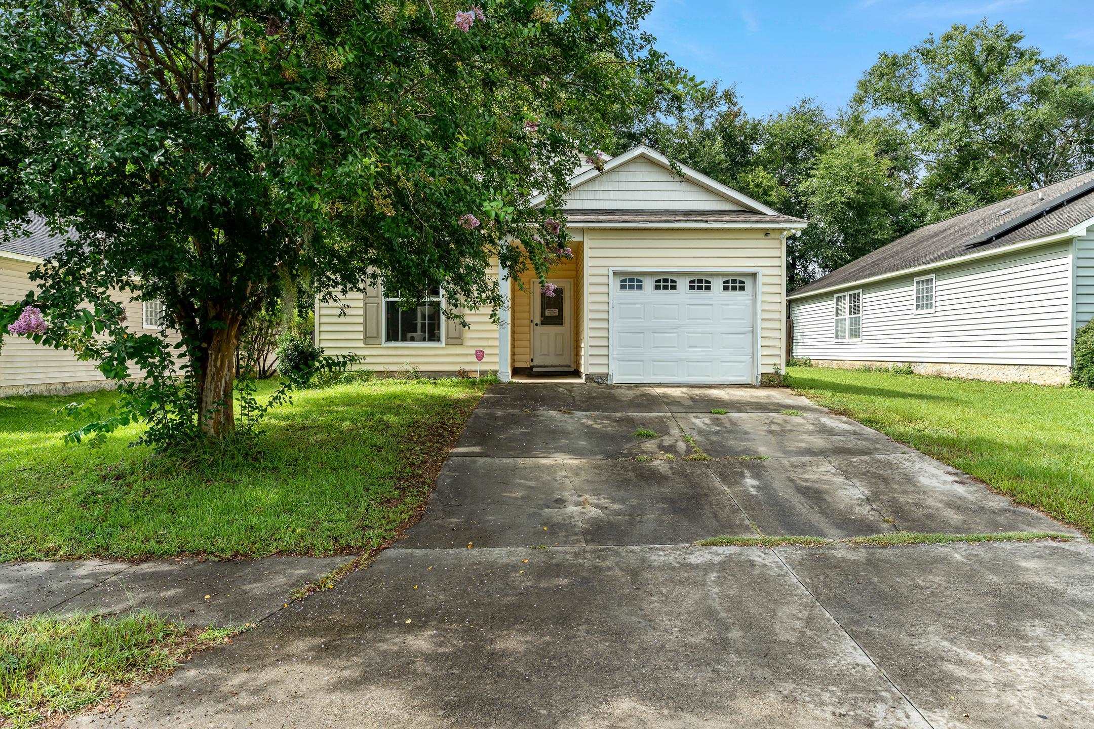 762 Brooke Manor Drive, Tallahassee, Florida image 1