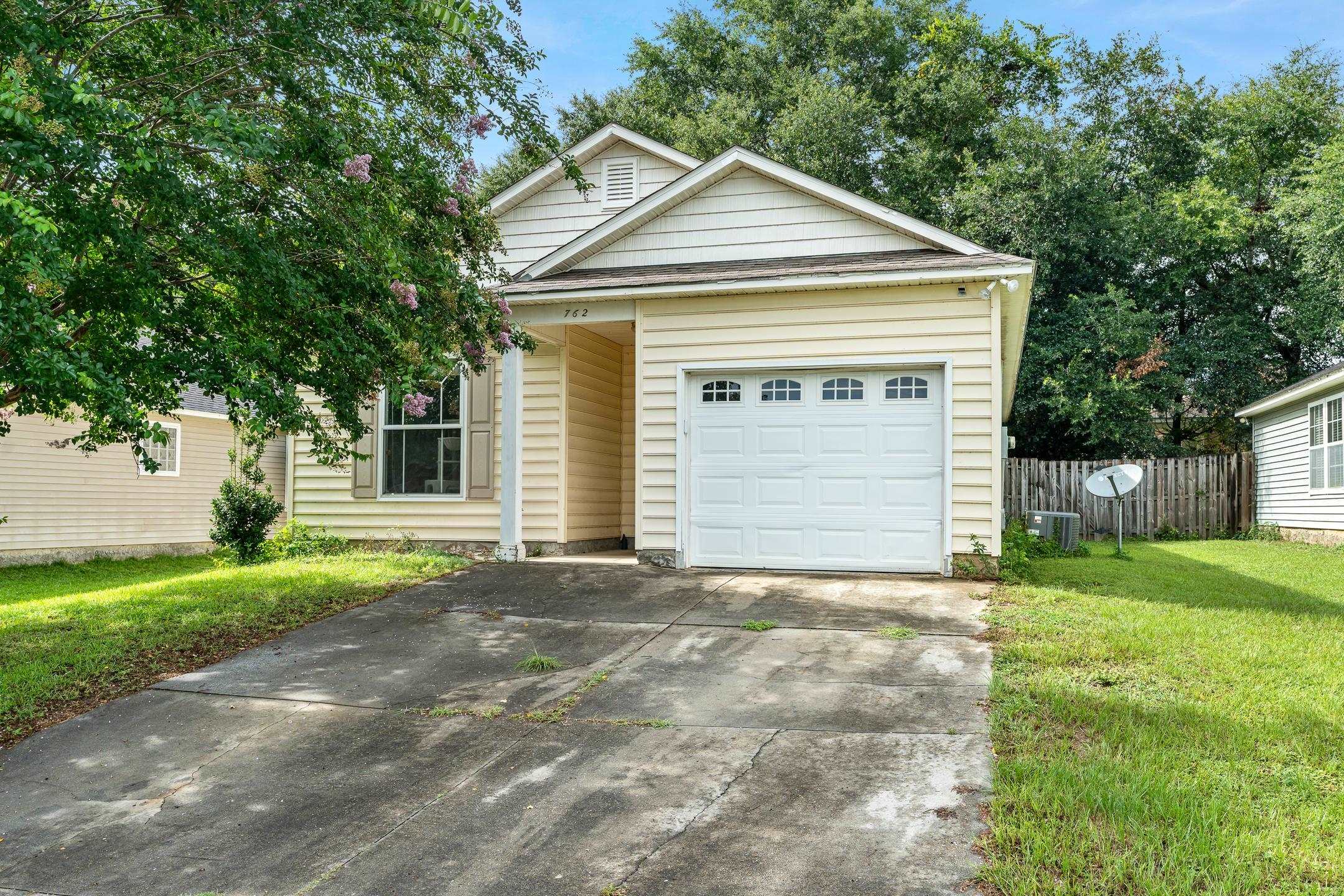 762 Brooke Manor Drive, Tallahassee, Florida image 3