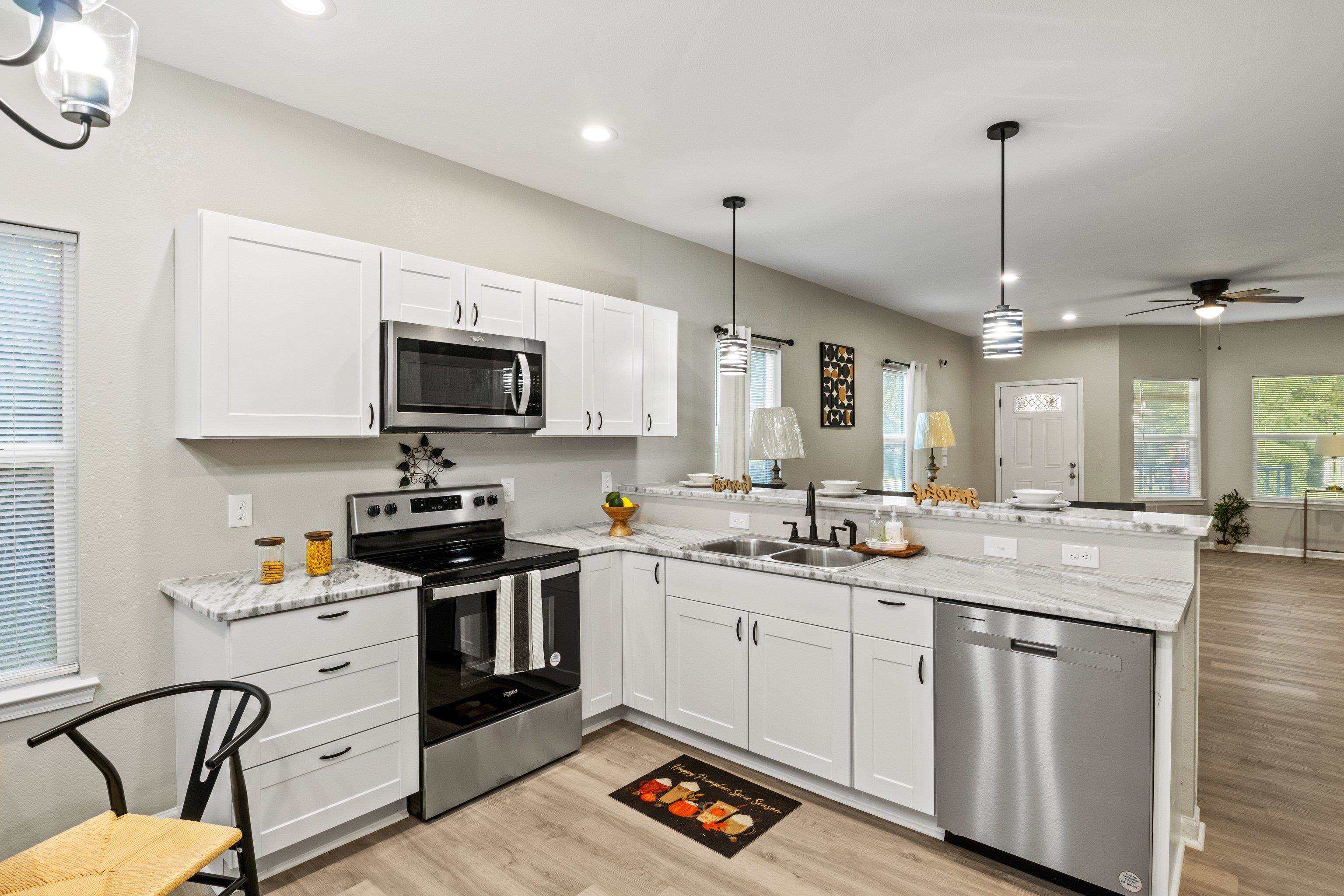 208 N Lowe Street, Quincy, Florida image 6