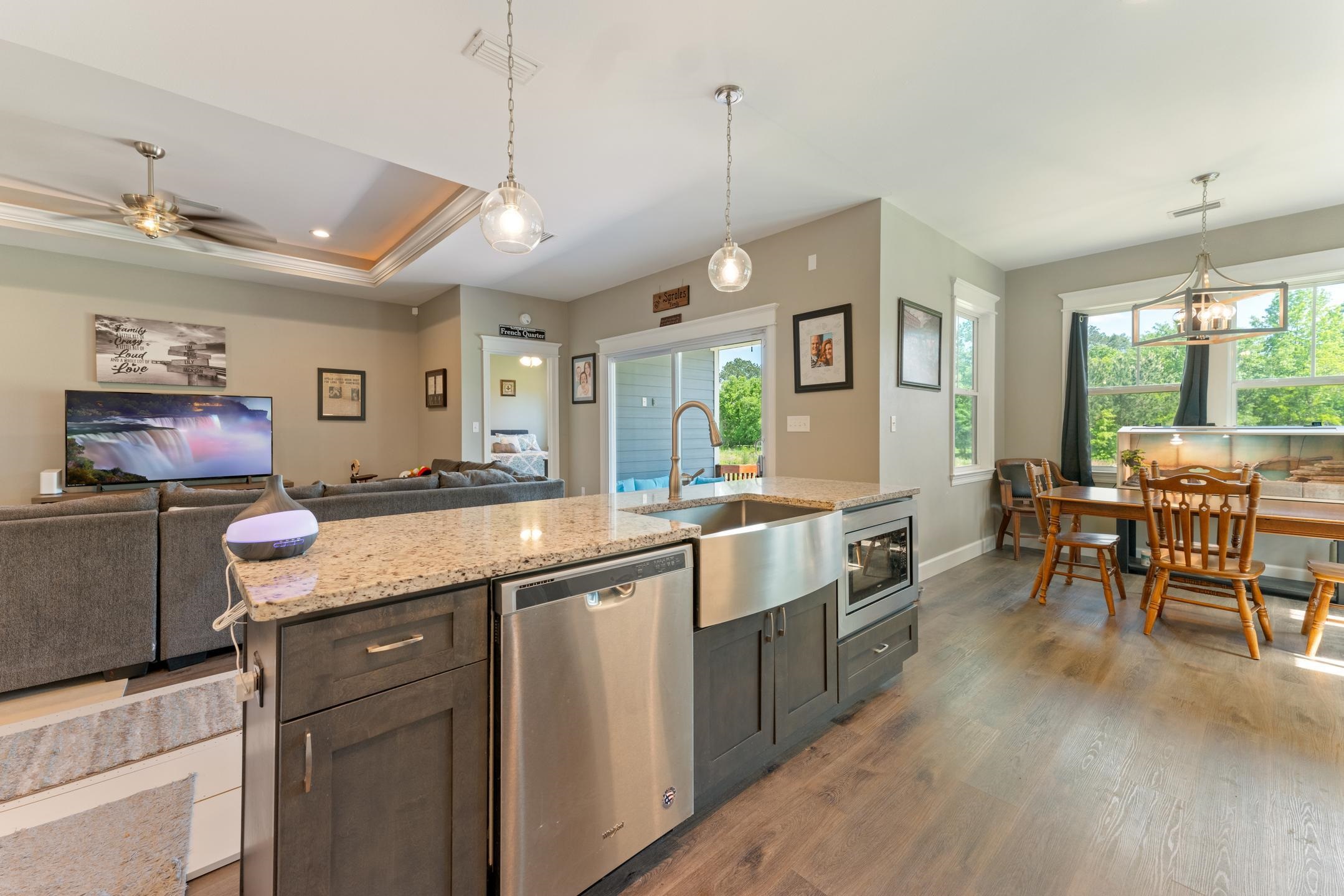 1905 Shady Oaks Drive, Tallahassee, Texas image 14