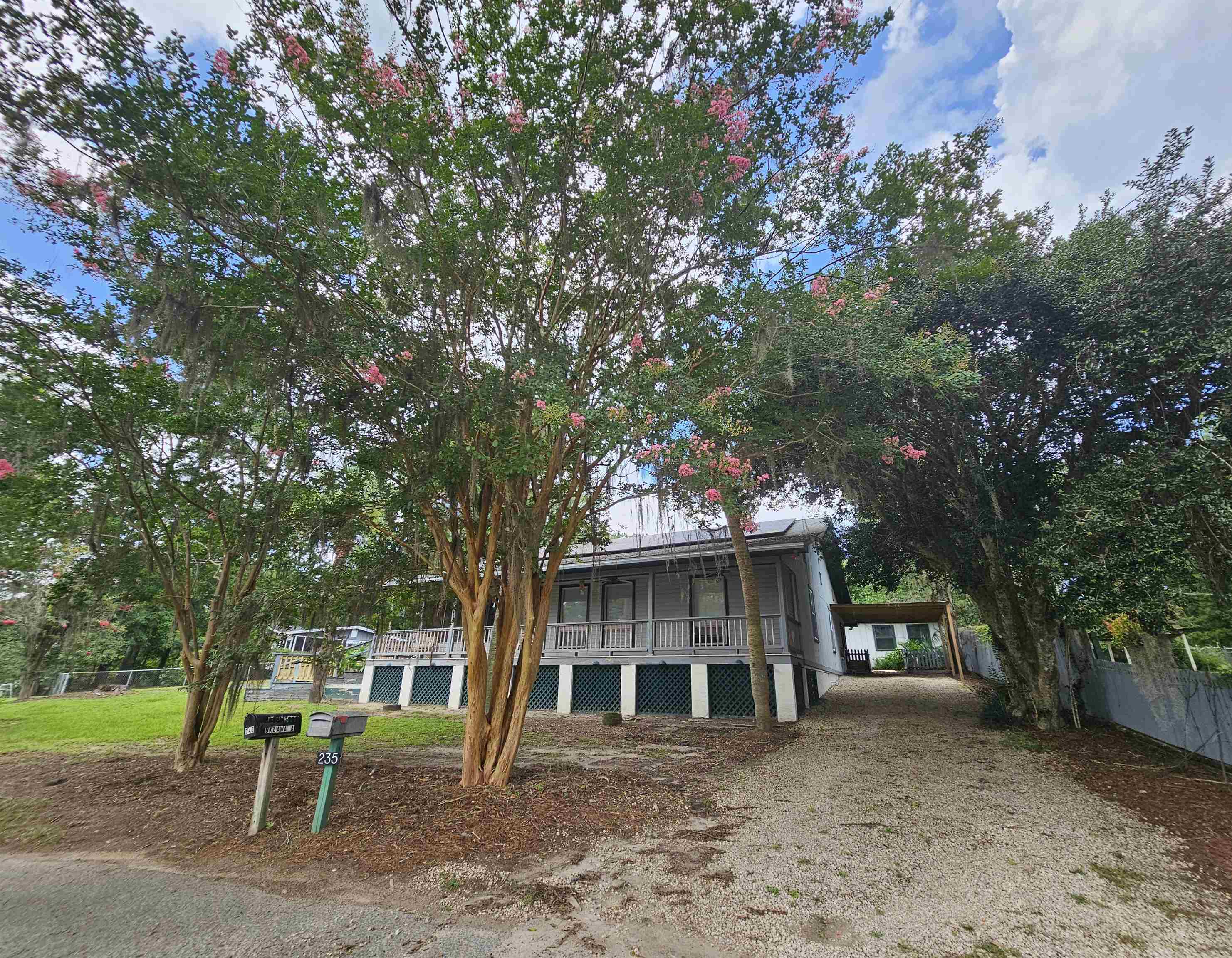 235 Ocklawaha Circle, Quincy, Florida image 2