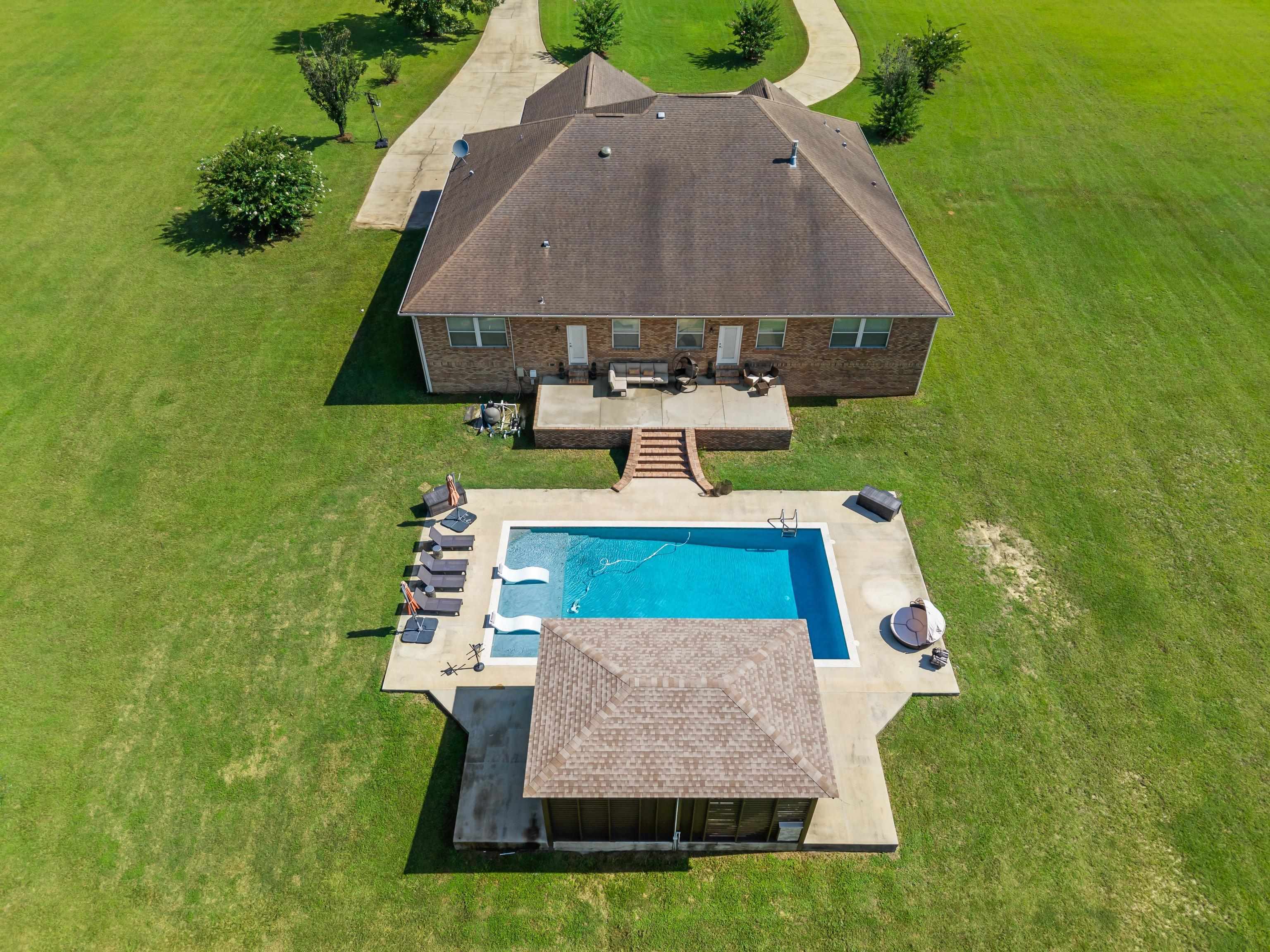 230 Turkey Run Lane, Havana, Florida image 3
