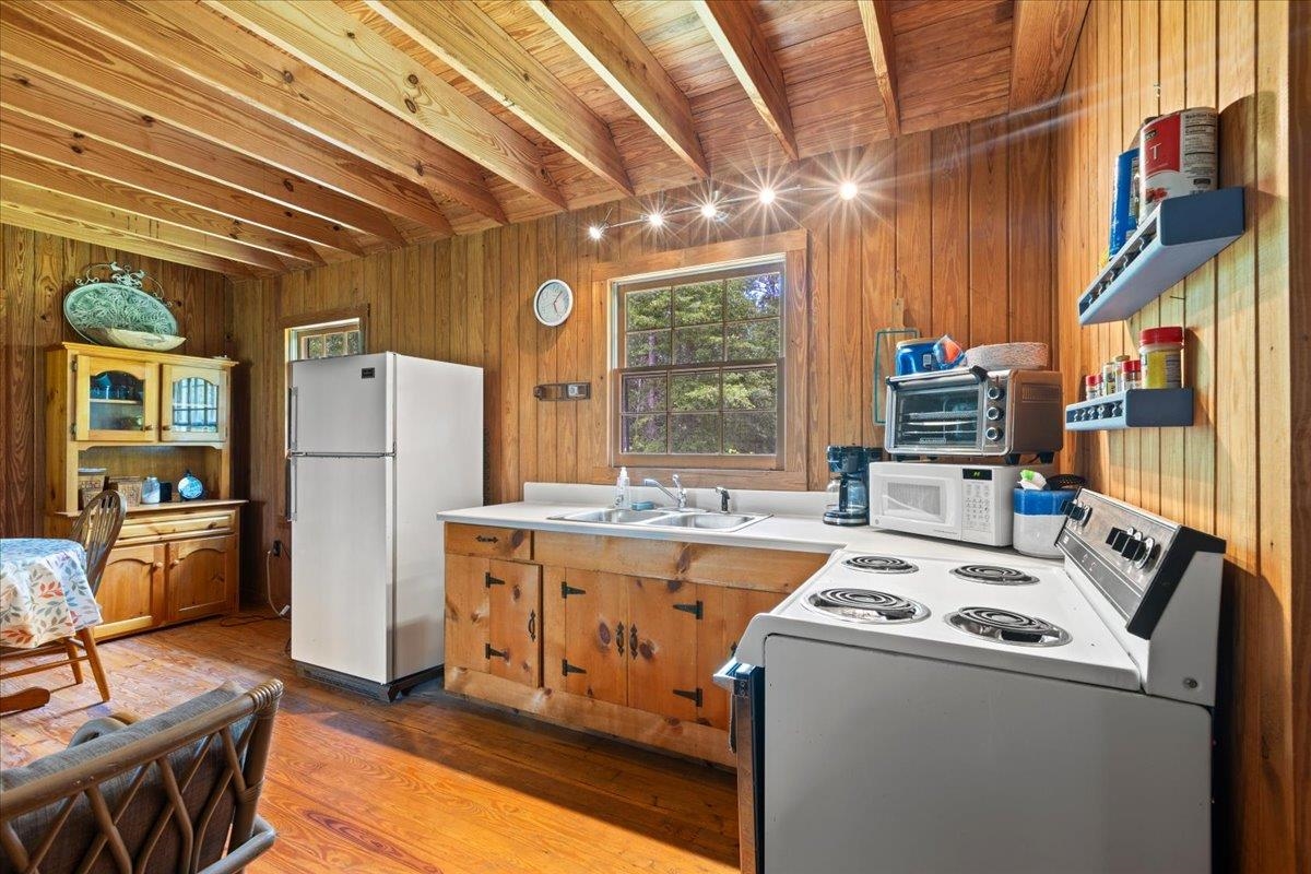 837 NE Raspberry Way, Pinetta, Florida image 28