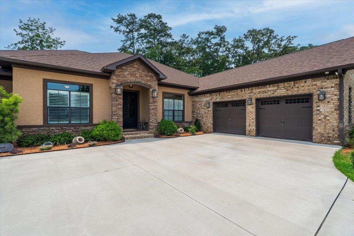 6476 Tracy Lane, Tallahassee, Florida image 4