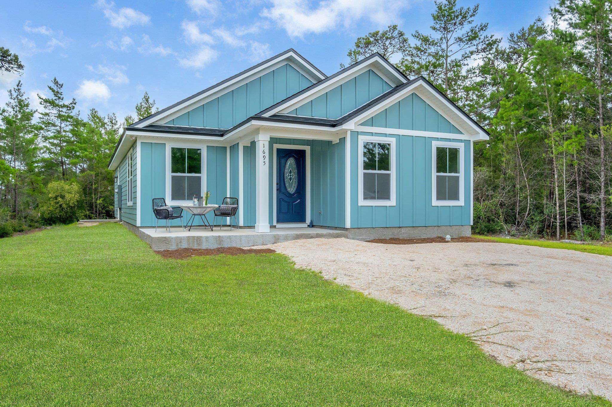 1695 Landing Street, Carrabelle, Florida image 1