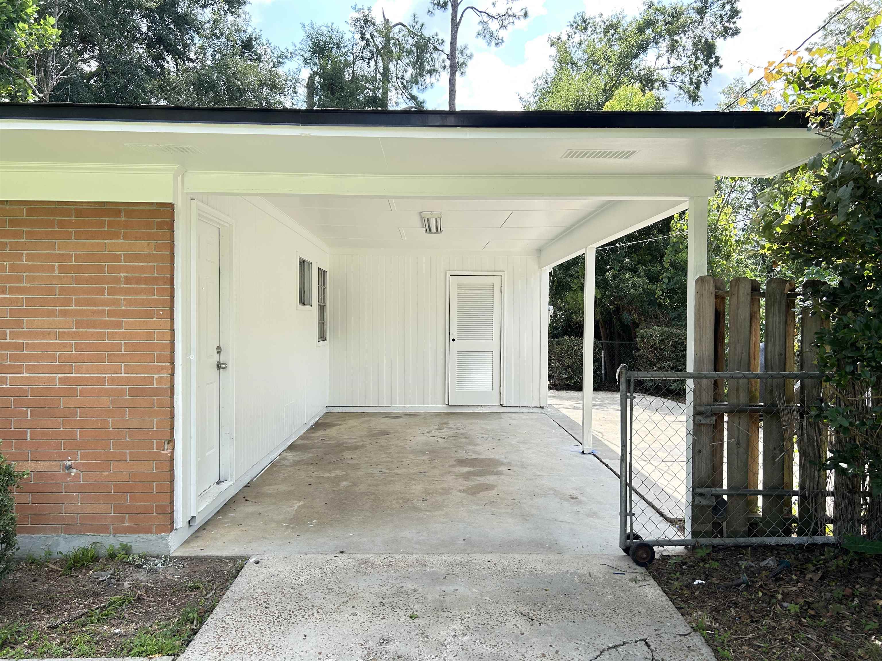 821 Essex Drive, Tallahassee, Florida image 22