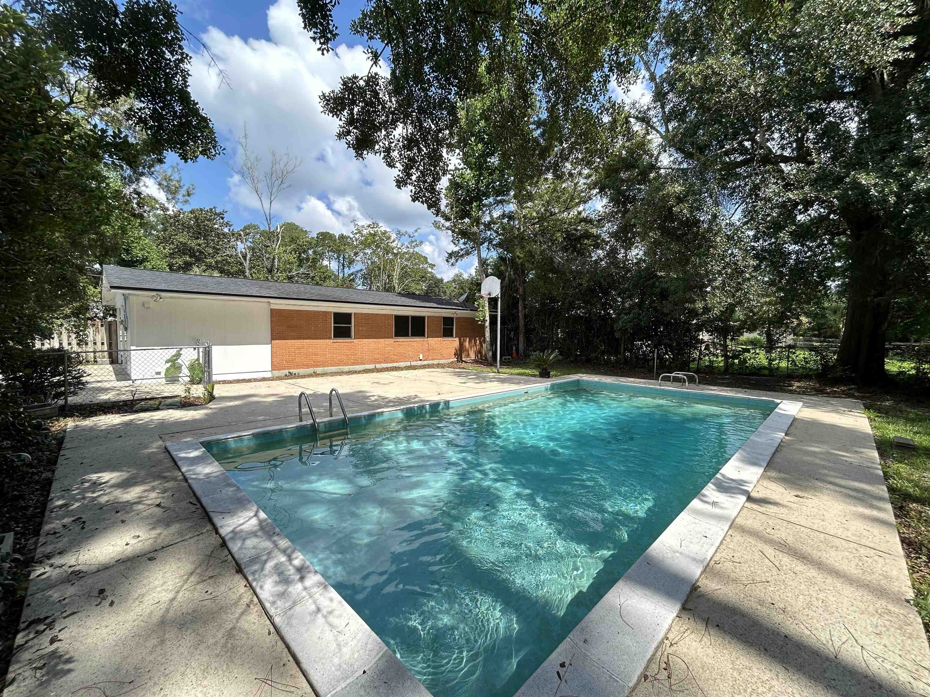 821 Essex Drive, Tallahassee, Florida image 26
