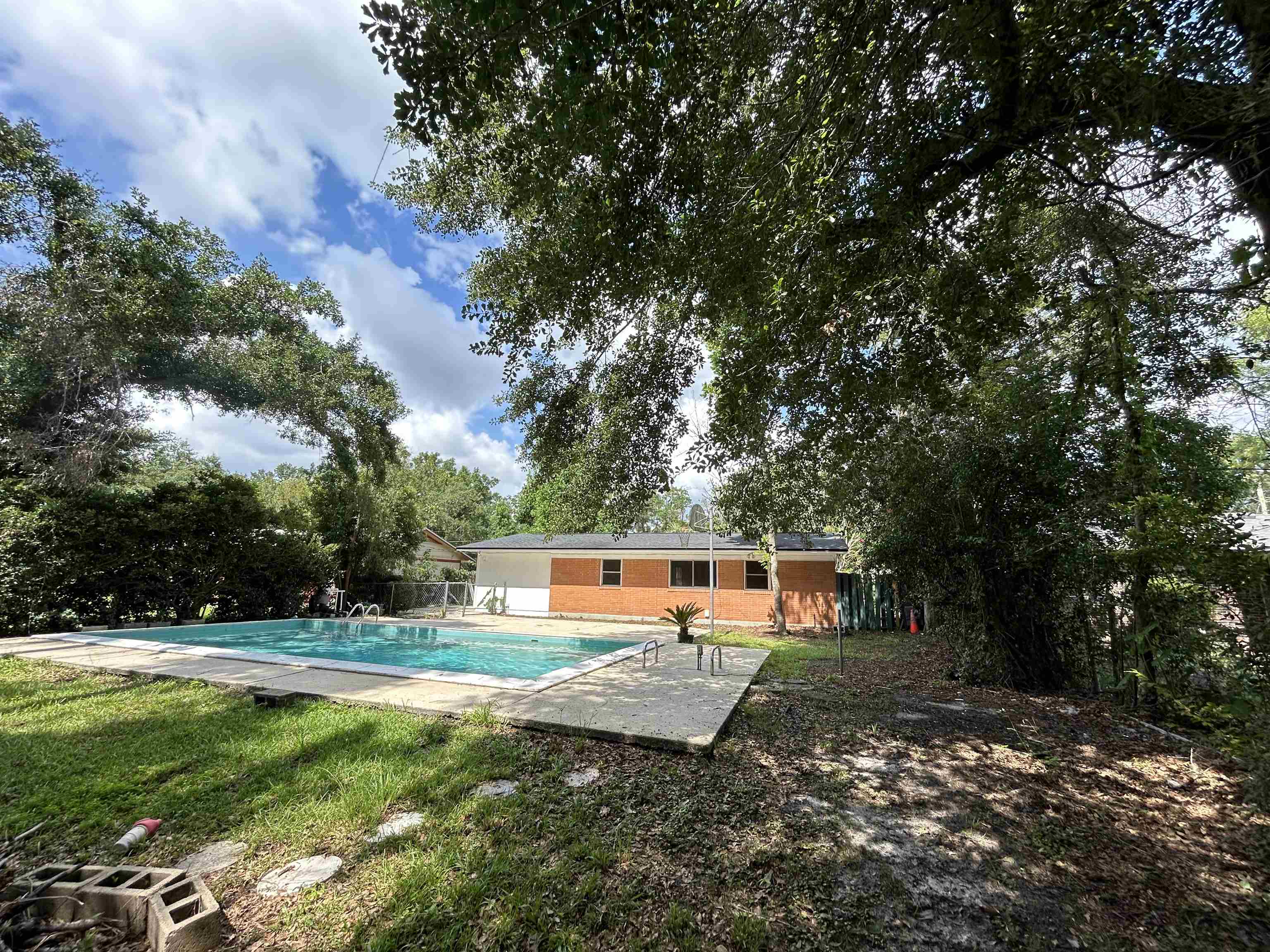 821 Essex Drive, Tallahassee, Florida image 28