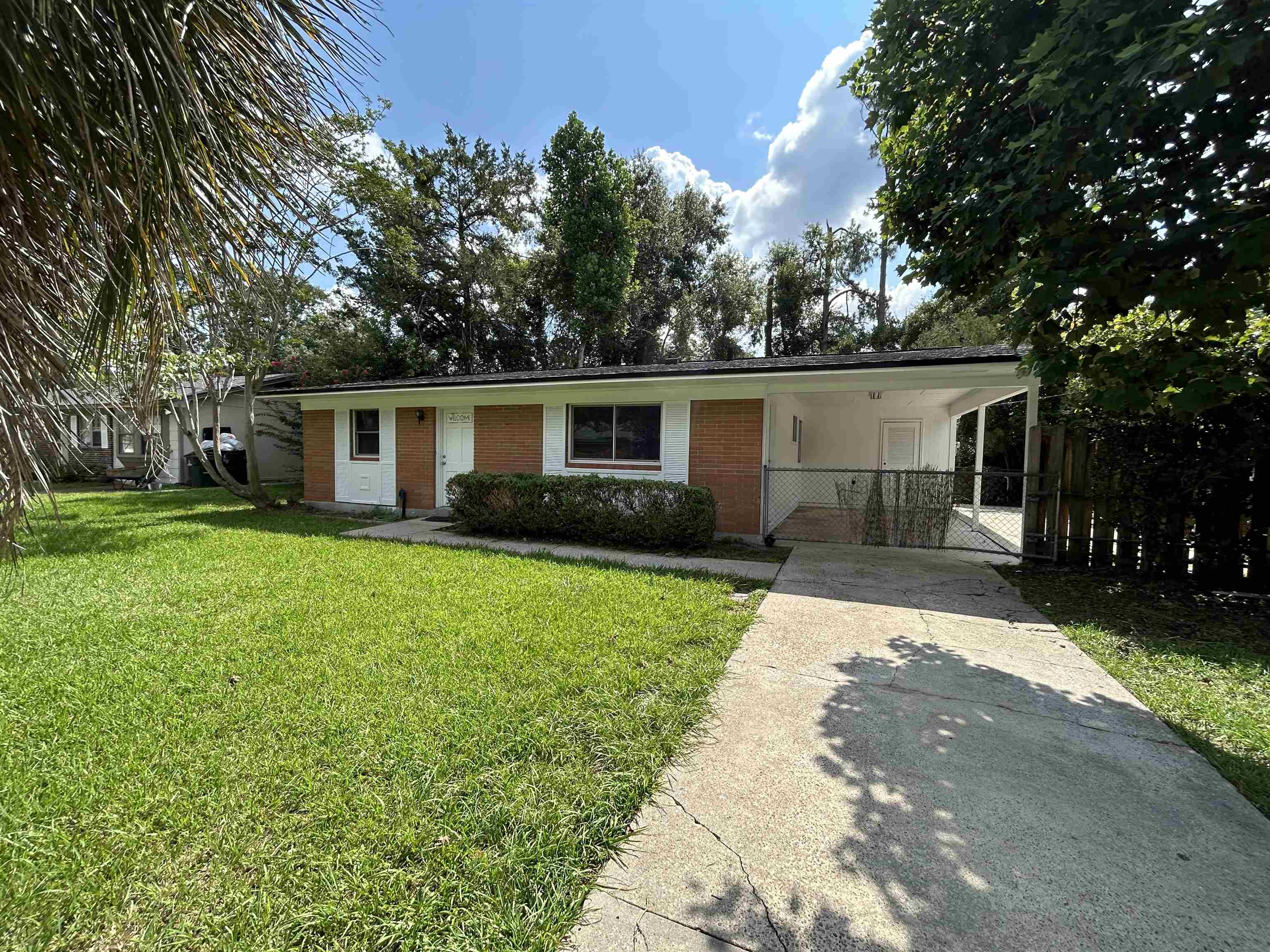 821 Essex Drive, Tallahassee, Florida image 4