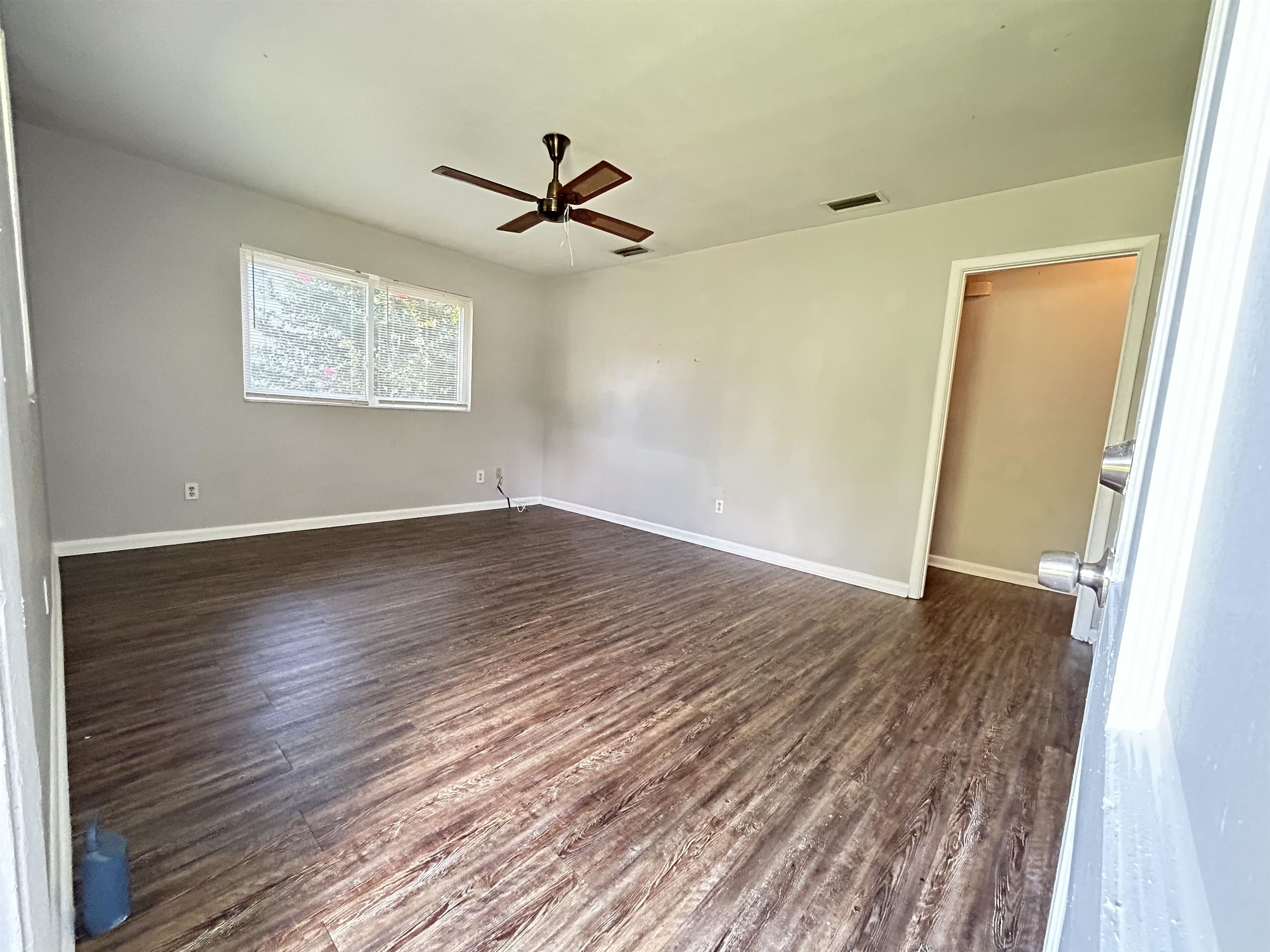 821 Essex Drive, Tallahassee, Florida image 5