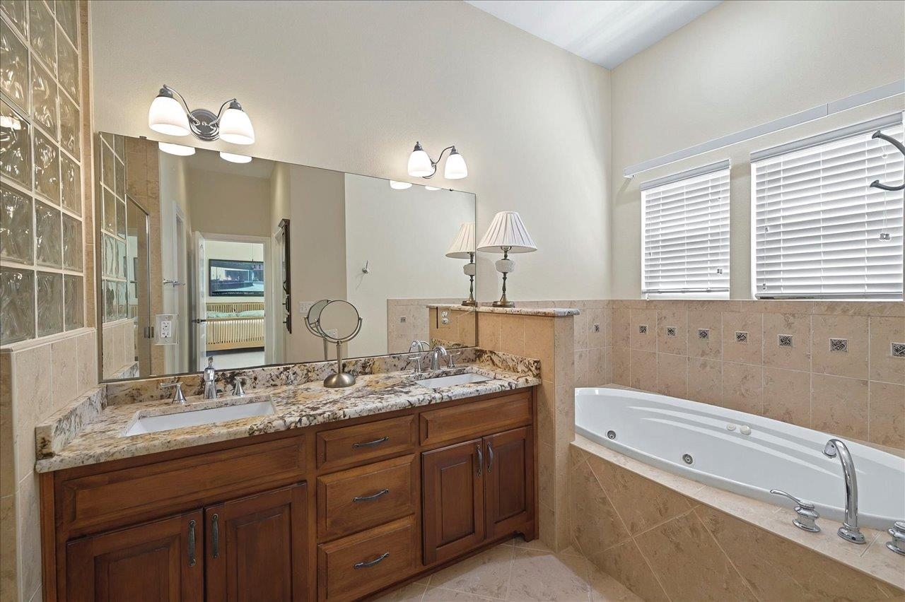 2128 Drayton Drive, Tallahassee, Florida image 27