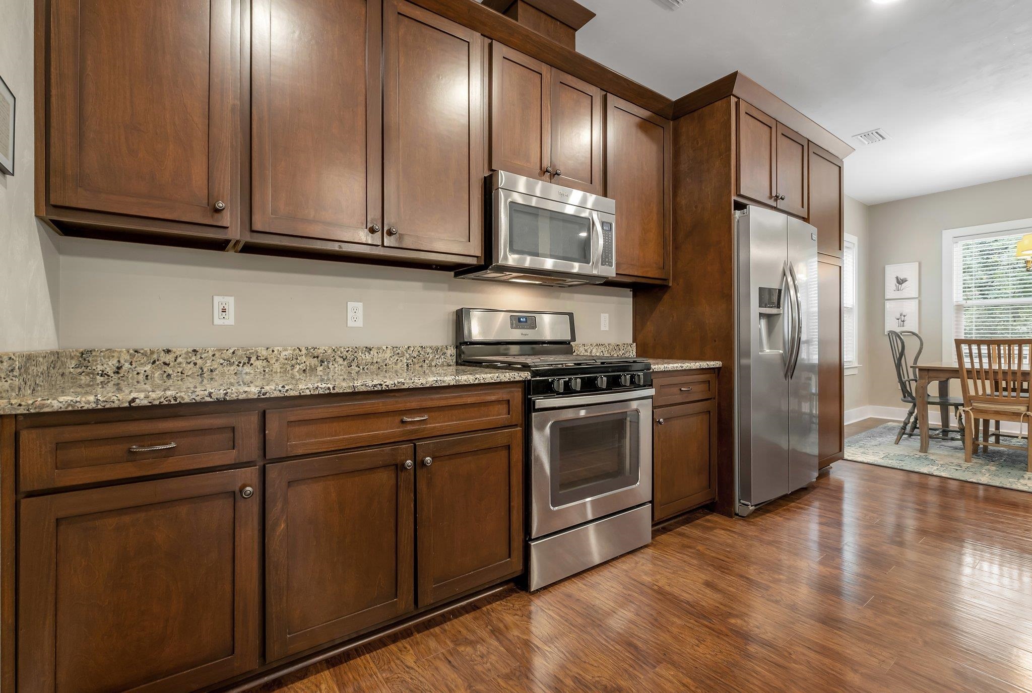 8033 E Briarcreek Road, Tallahassee, Texas image 16