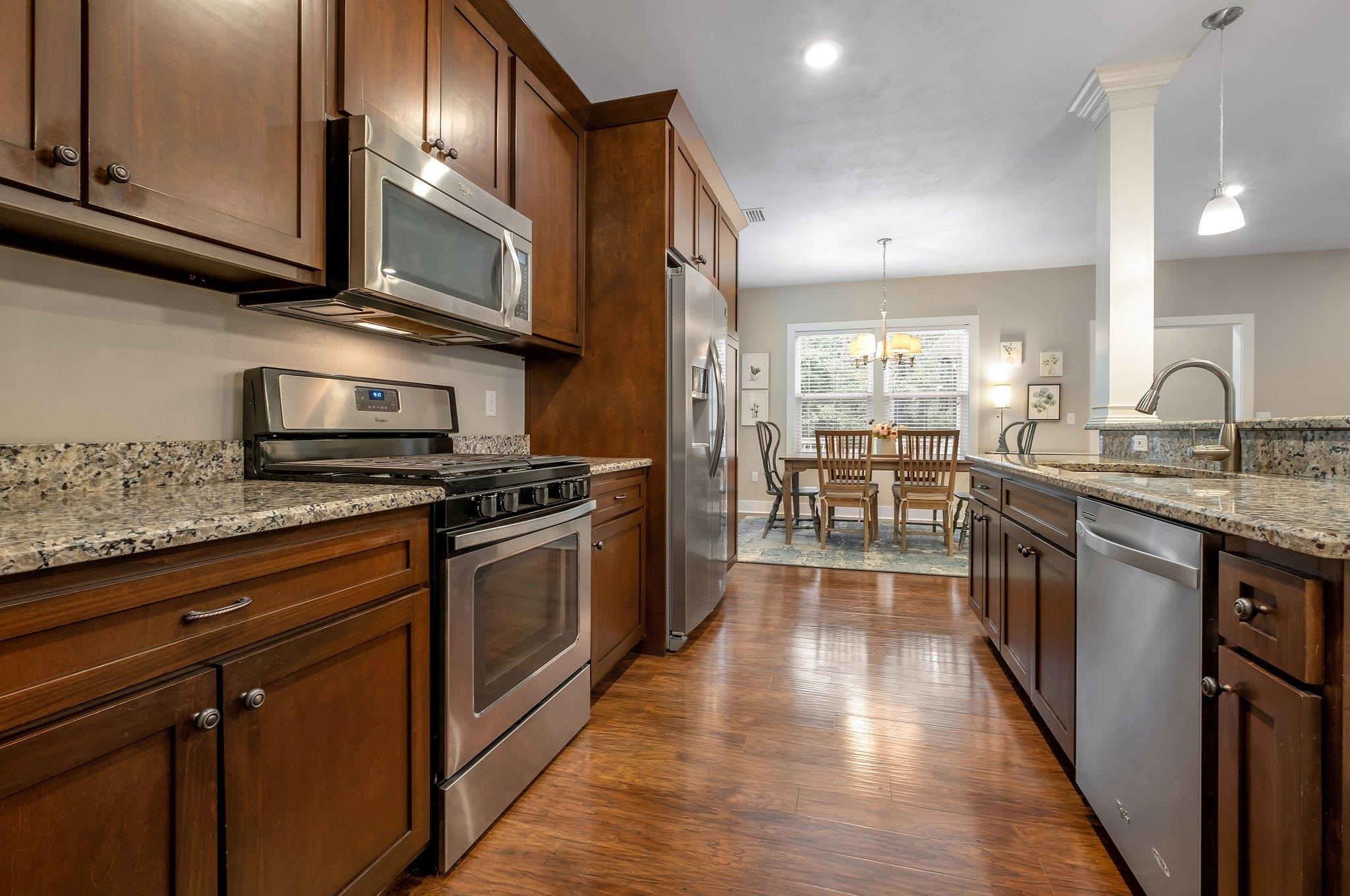 8033 E Briarcreek Road, Tallahassee, Texas image 17
