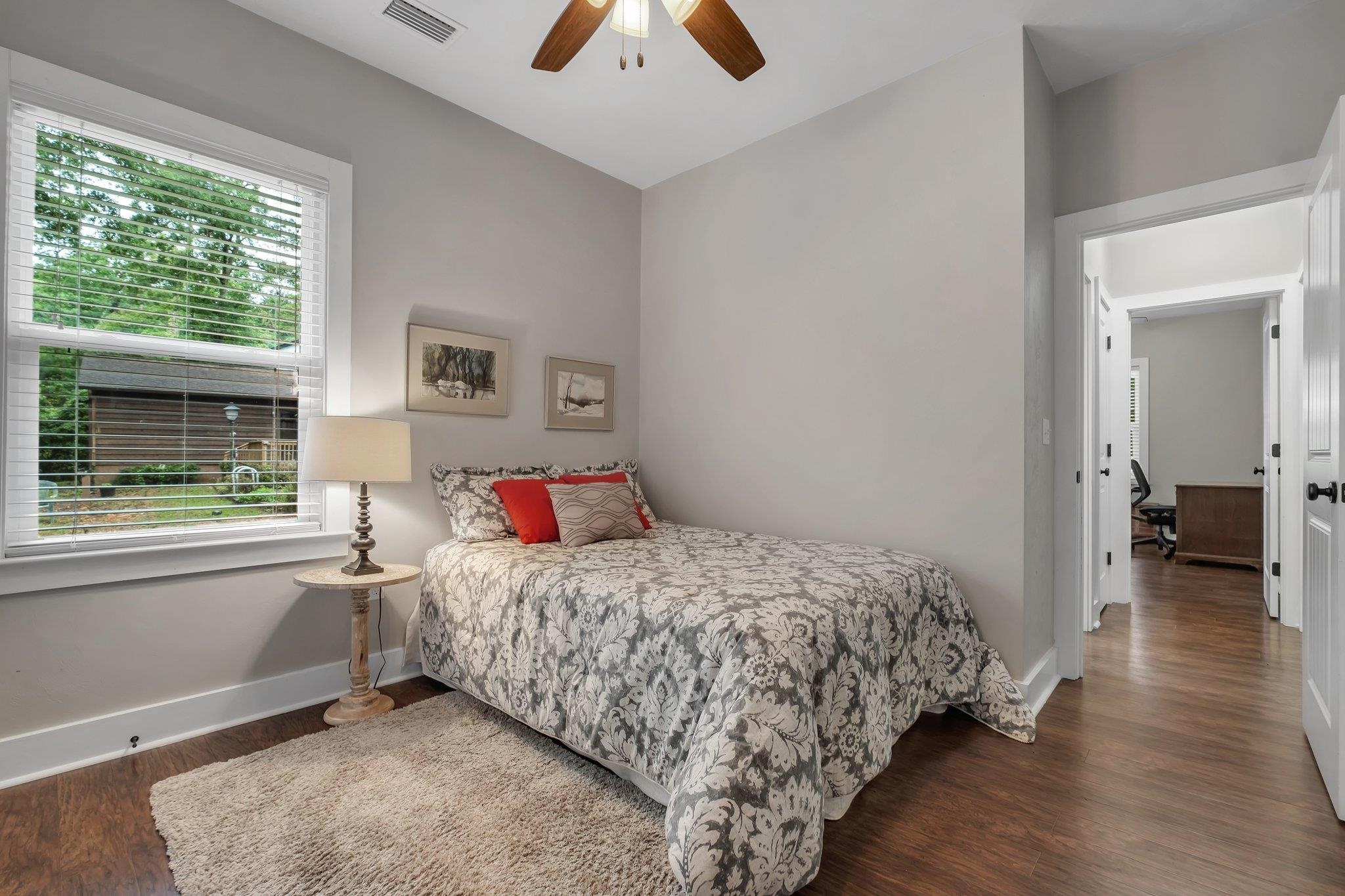 8033 E Briarcreek Road, Tallahassee, Texas image 4