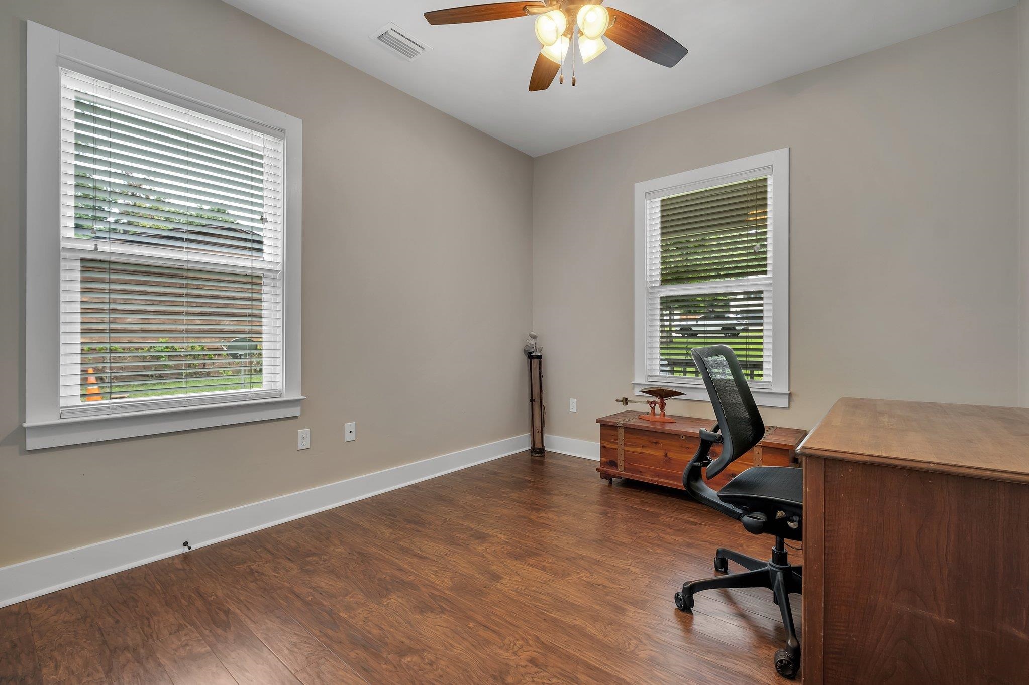 8033 E Briarcreek Road, Tallahassee, Texas image 6