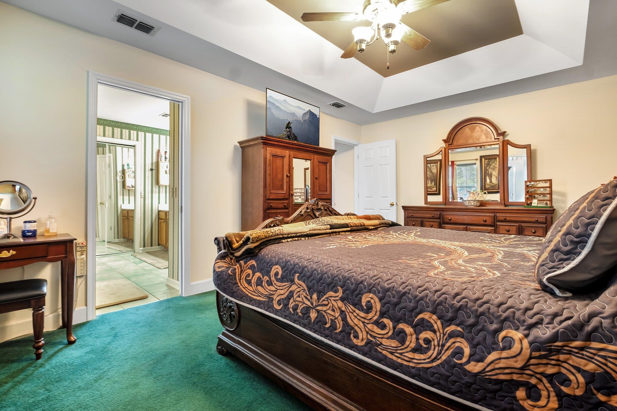 1623 Berry Hill Court, Tallahassee, Texas image 12