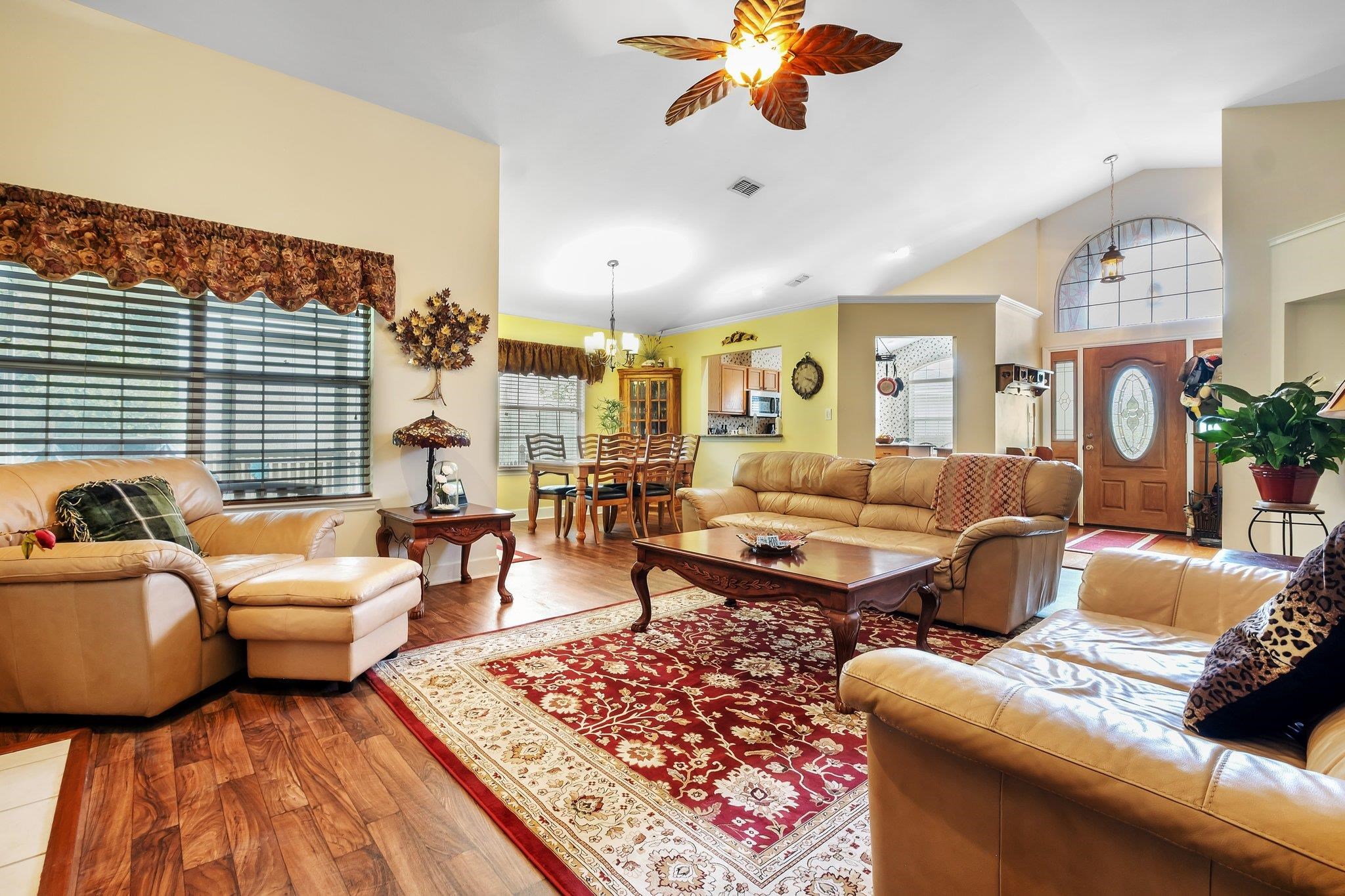 1623 Berry Hill Court, Tallahassee, Texas image 2
