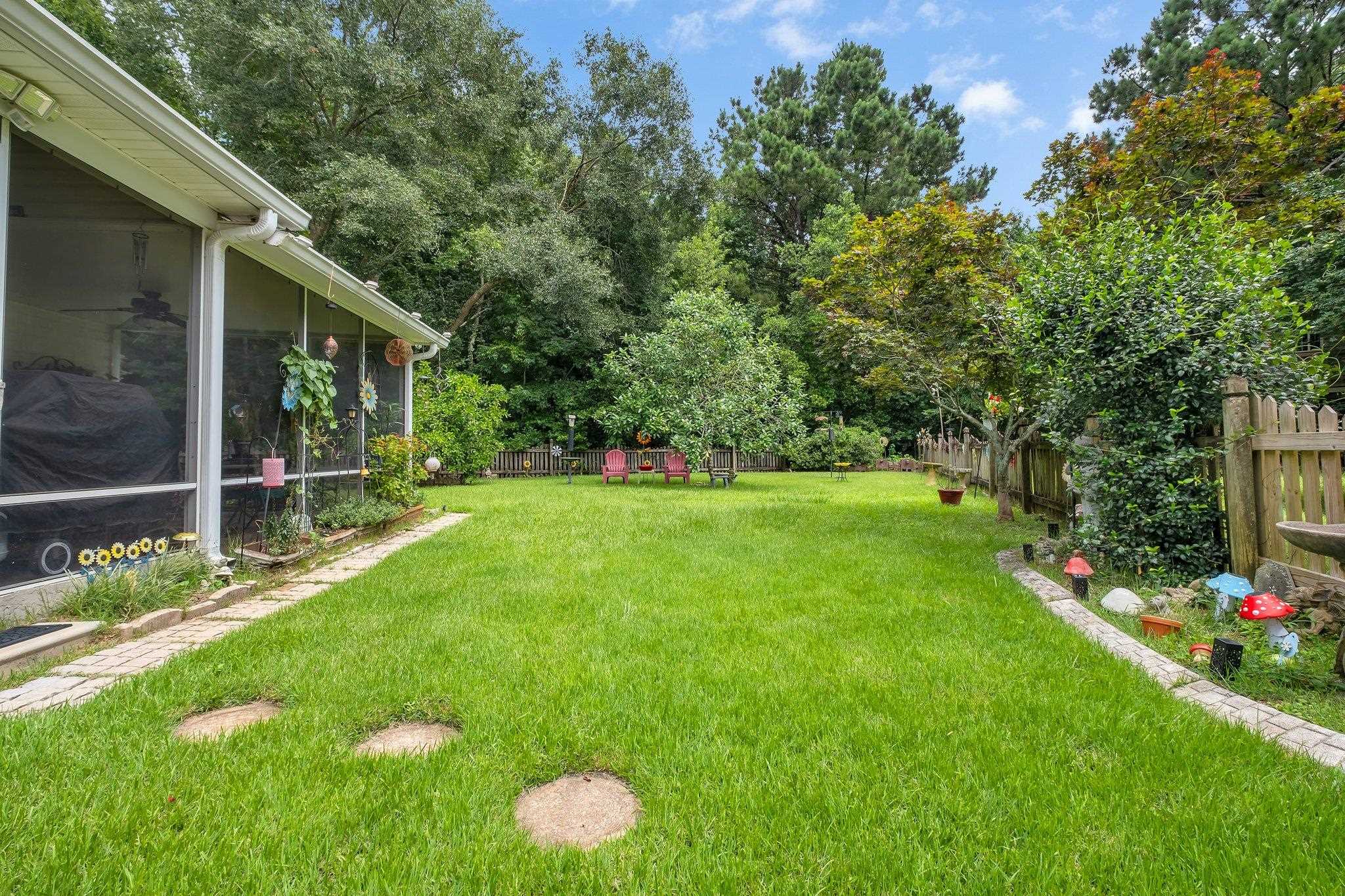 1623 Berry Hill Court, Tallahassee, Texas image 22