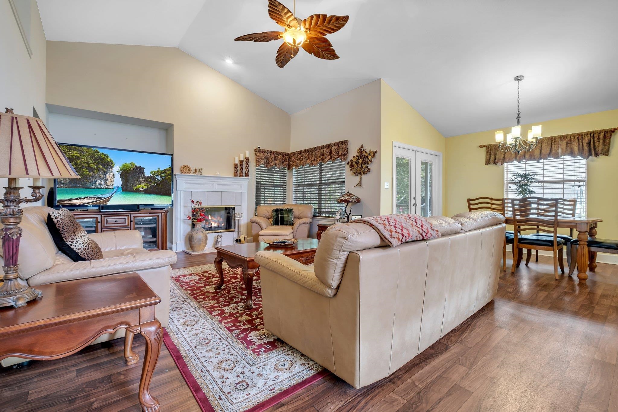 1623 Berry Hill Court, Tallahassee, Texas image 4