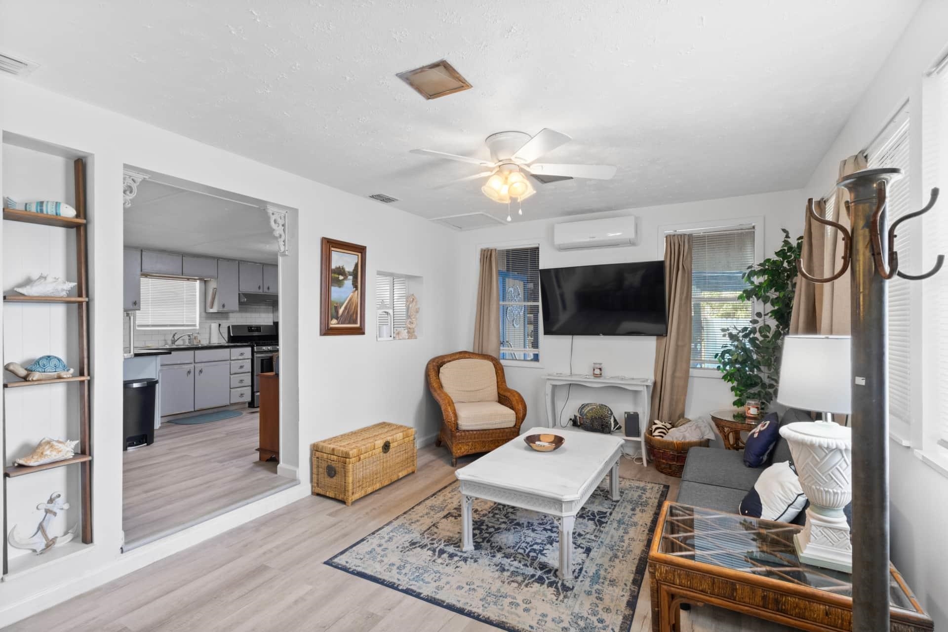 1405 SE 2nd Avenue, Steinhatchee, Florida image 2