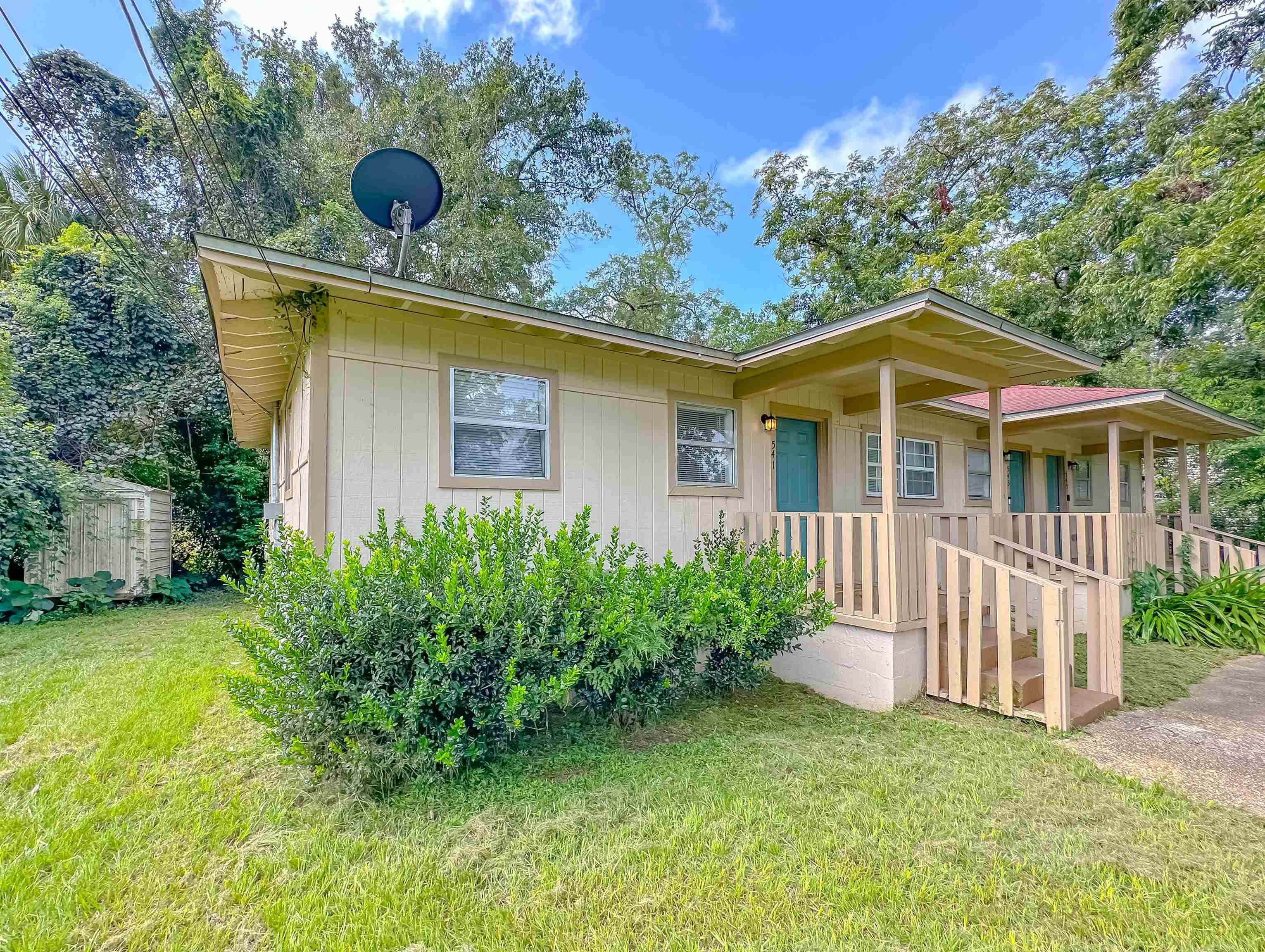 541 Doctor Carolyn Ryals Way #3, Tallahassee, Florida image 2
