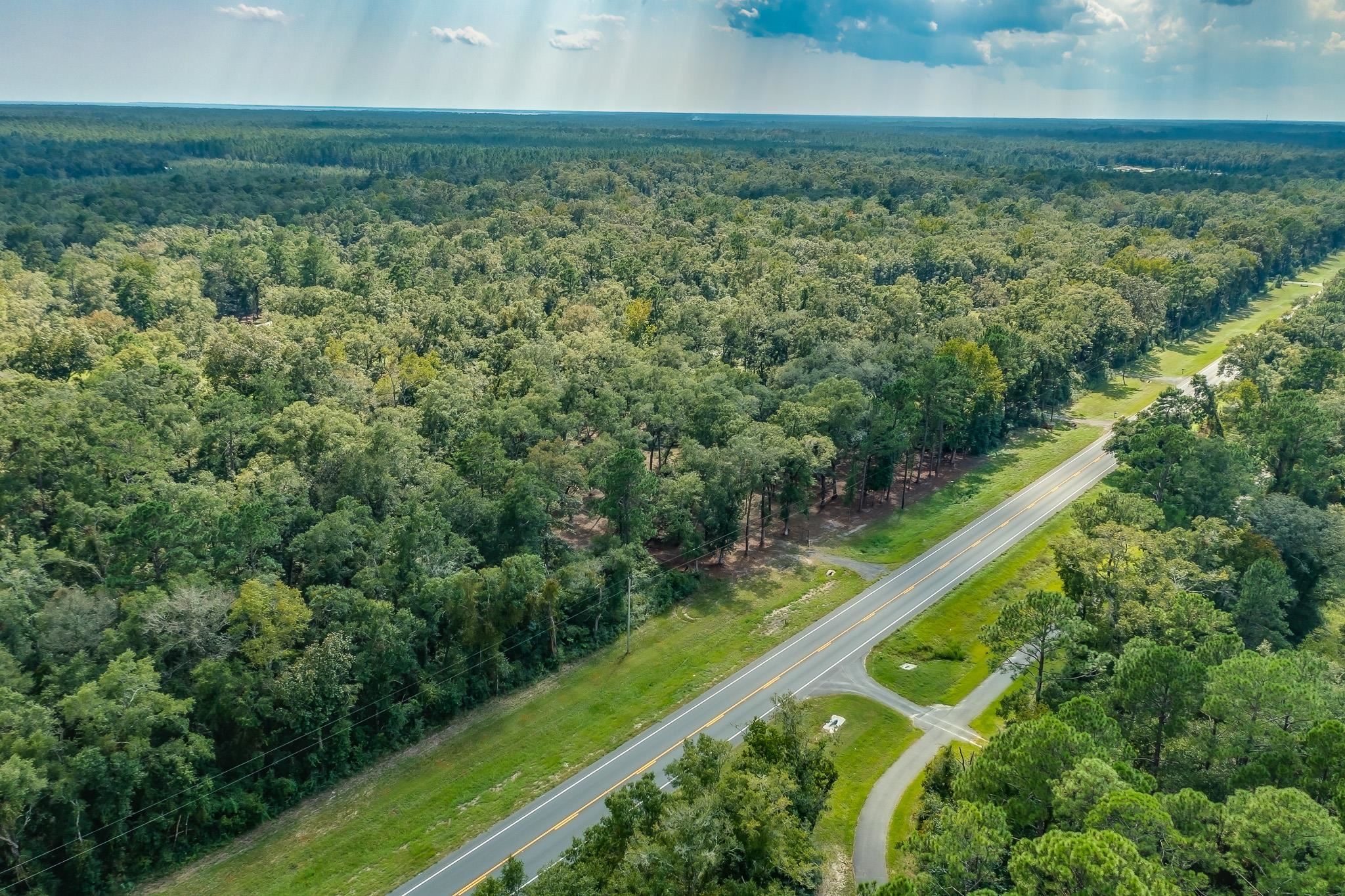 5033 Coastal Highway, Crawfordville, Florida image 12