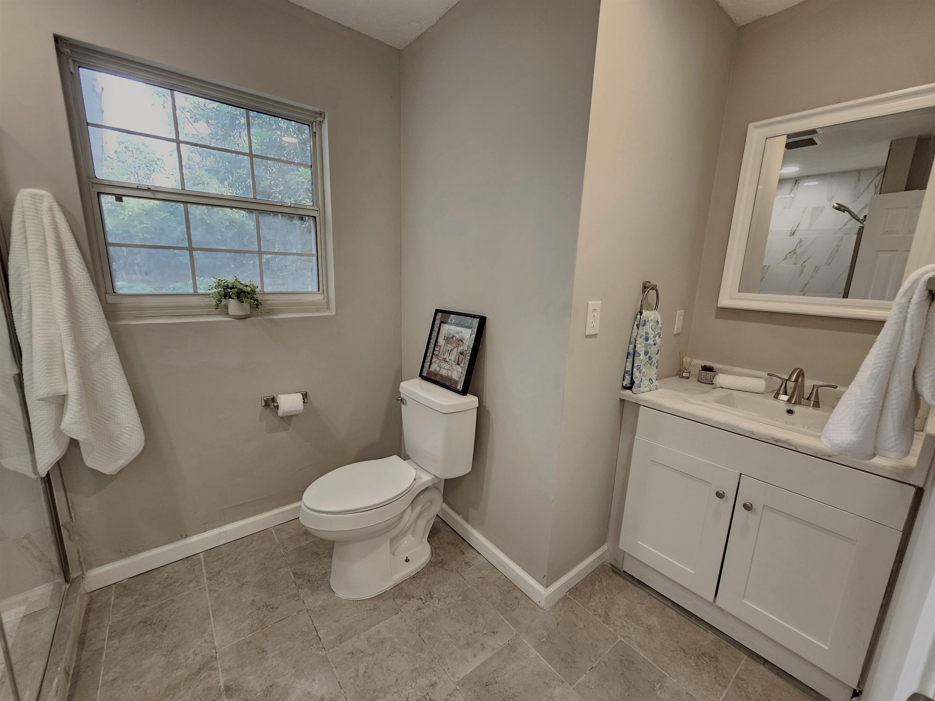 1709 Canterbury Street, Tallahassee, Texas image 13