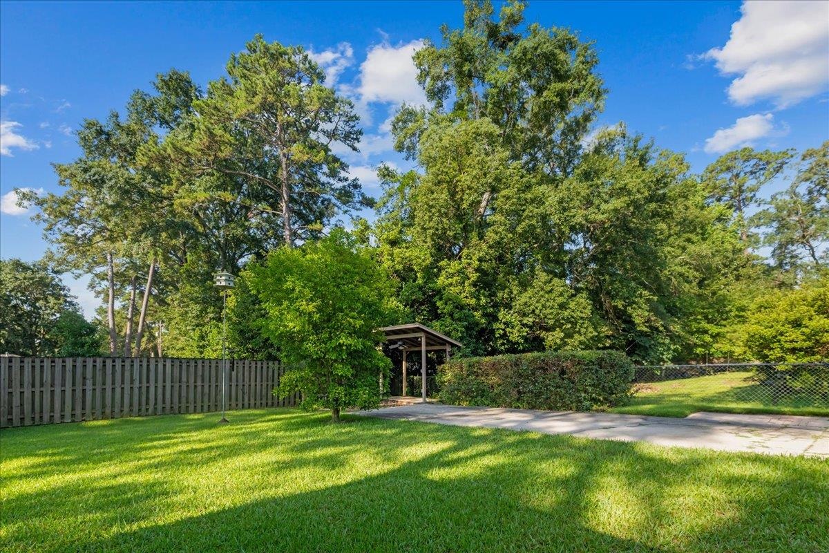 2927 Huntington, Tallahassee, Florida image 40