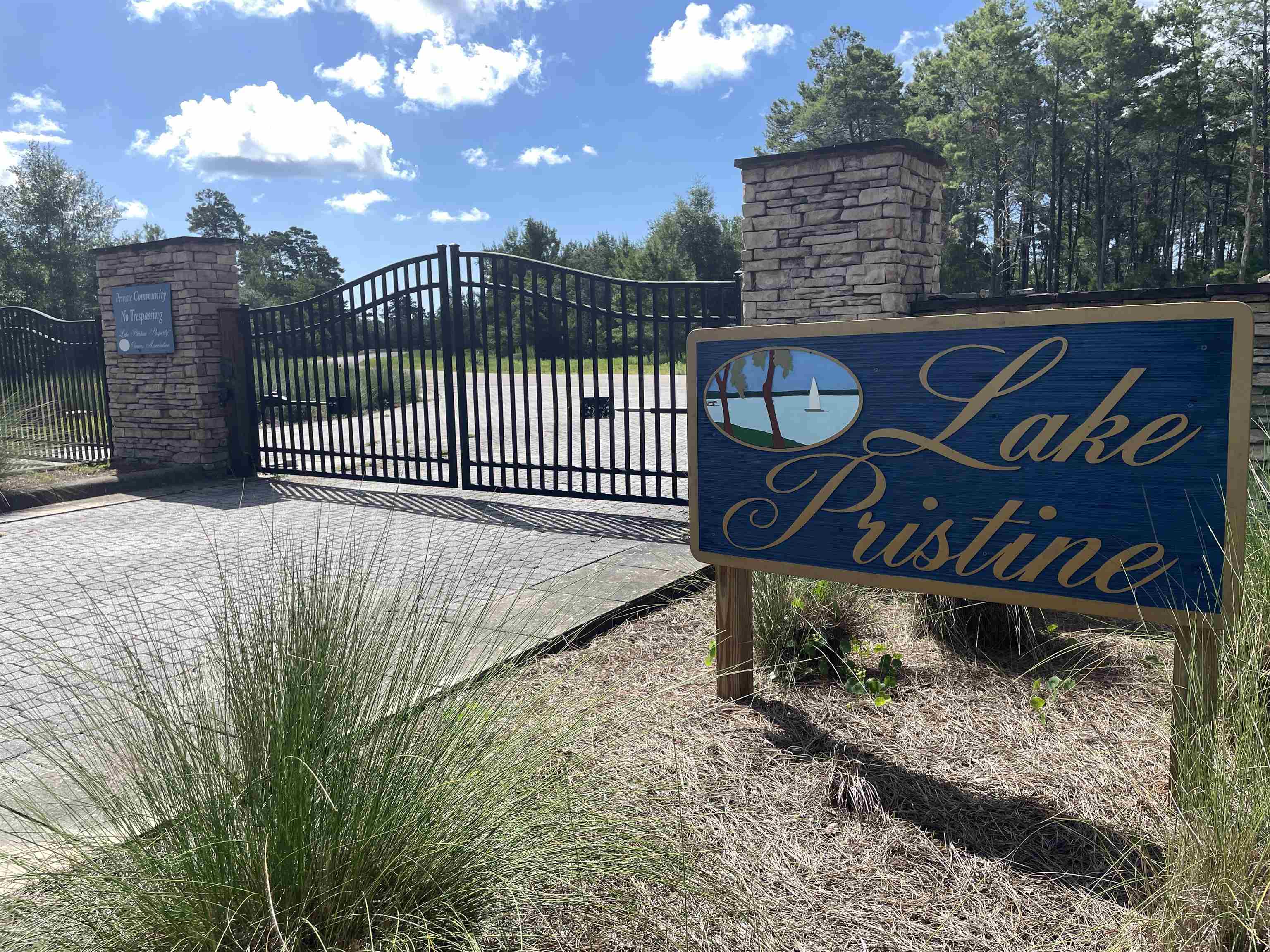 Xx Beaver Creek Lane, Havana, Florida image 1