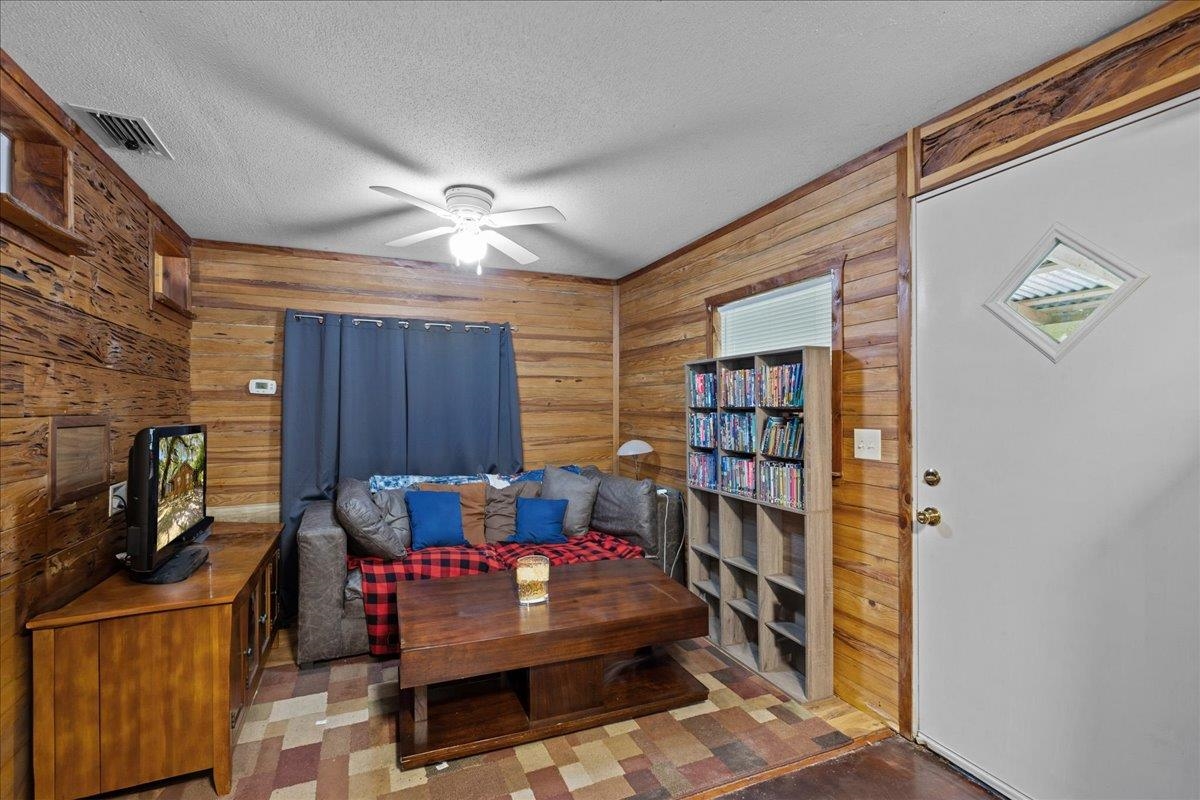 2056 N Sam Poppell Road, Perry, Florida image 12