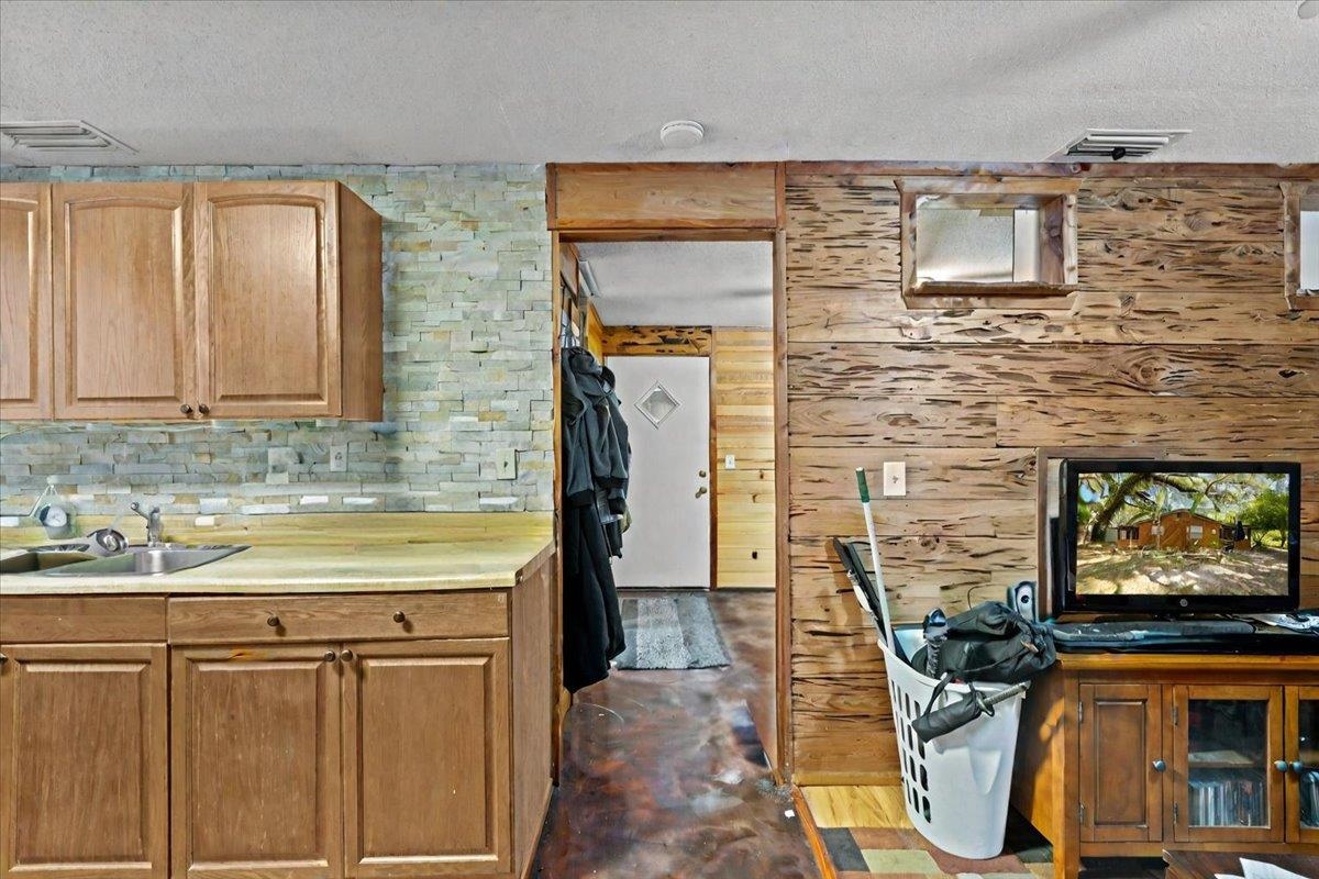 2056 N Sam Poppell Road, Perry, Florida image 14