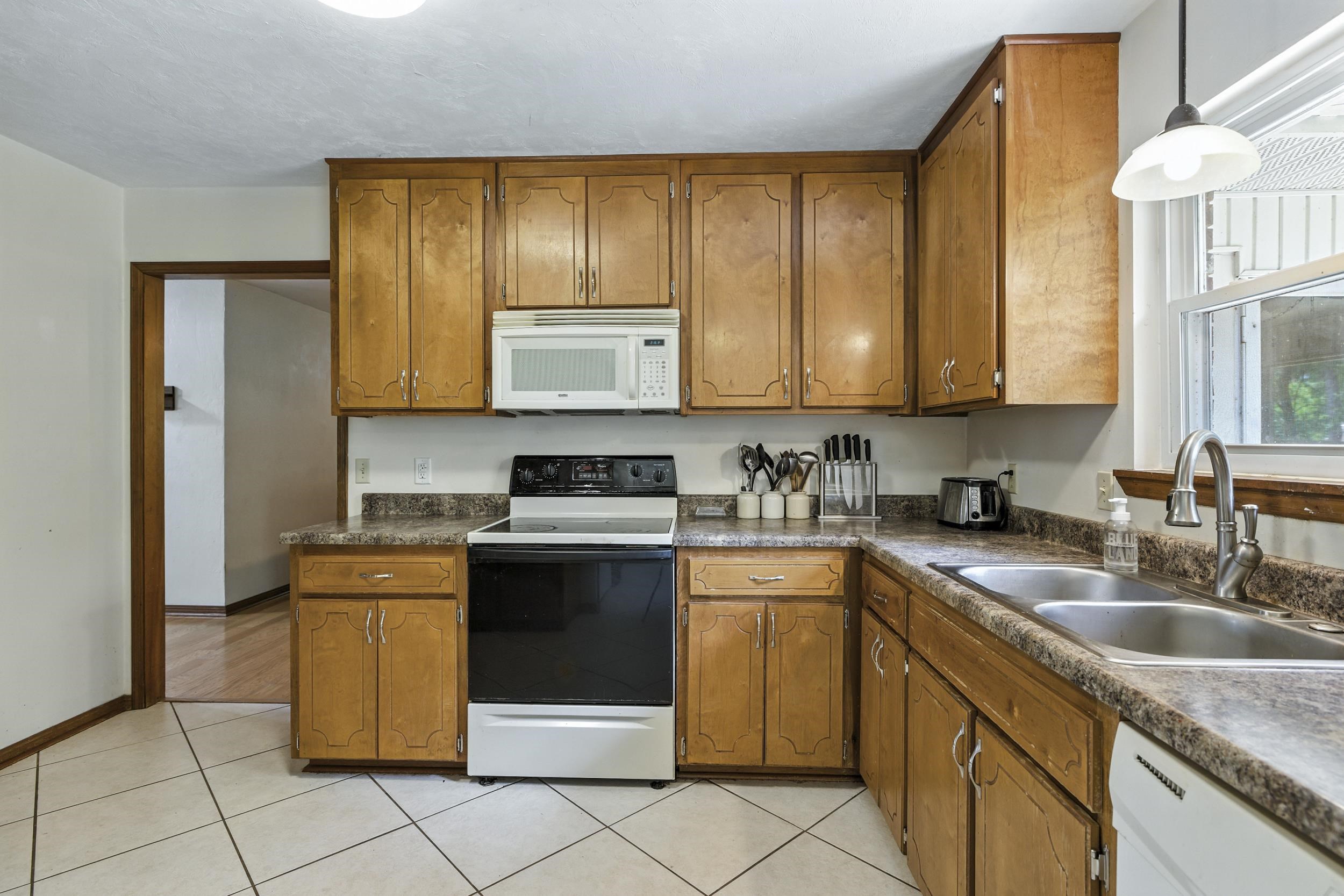 6705 Tim Tam Trail, Tallahassee, Florida image 21