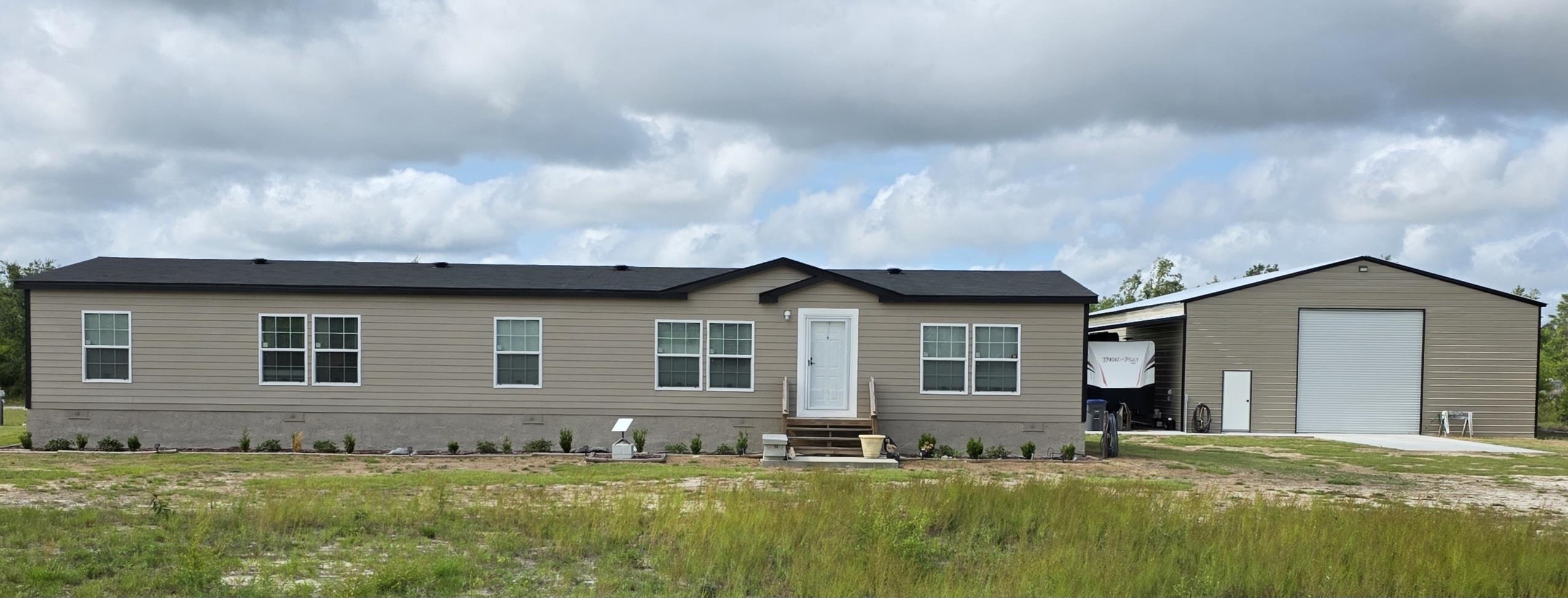 1467 NE Beulah Church Road, Lee, Florida image 1