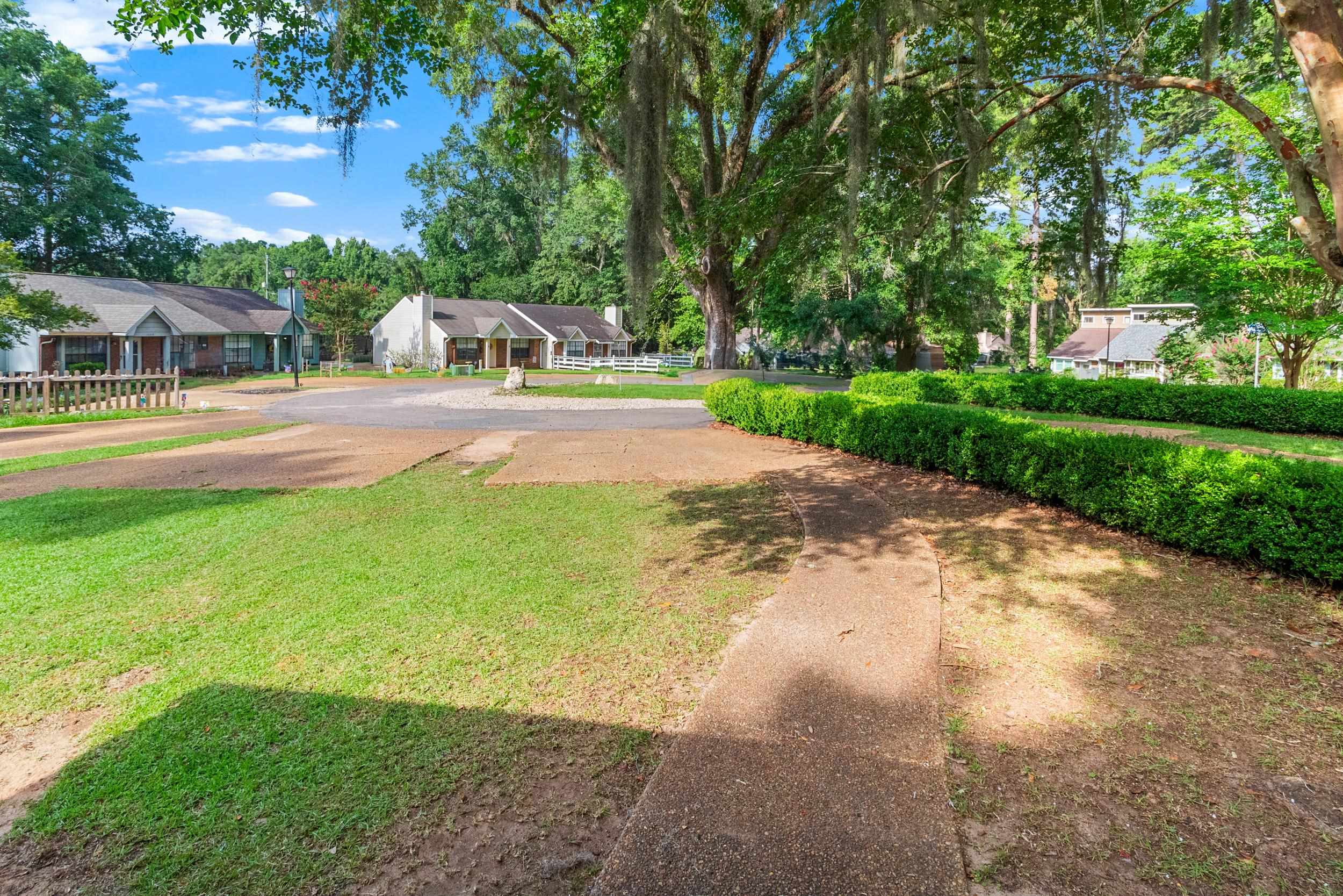 1215 Brafforton Court, Tallahassee, Florida image 7