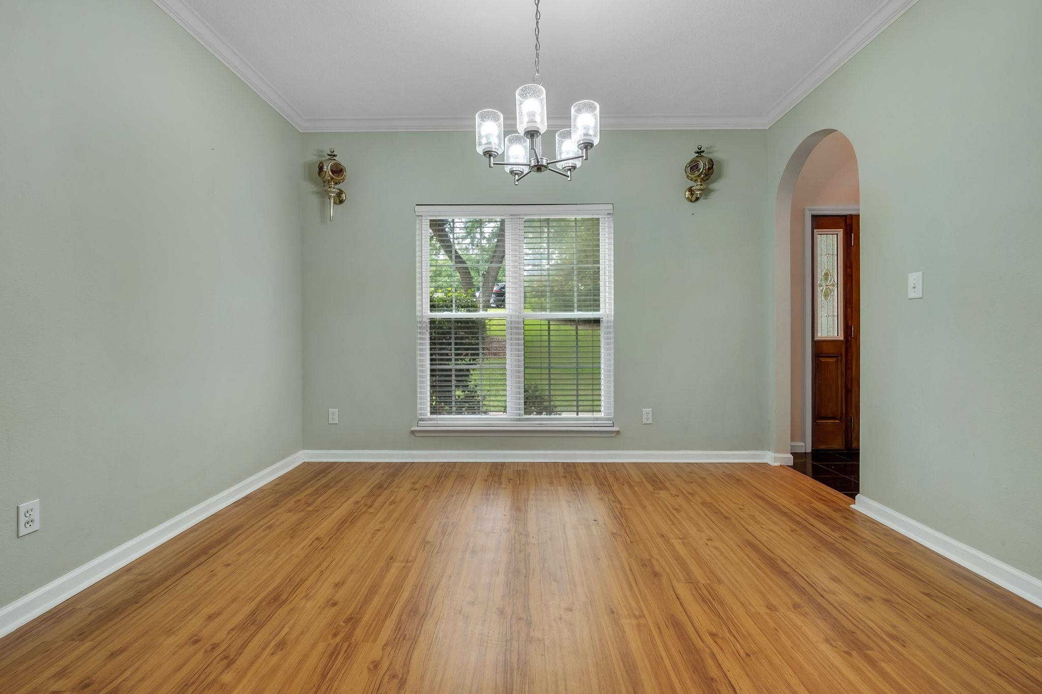 405 Holly Hill Court, Tallahassee, Texas image 16