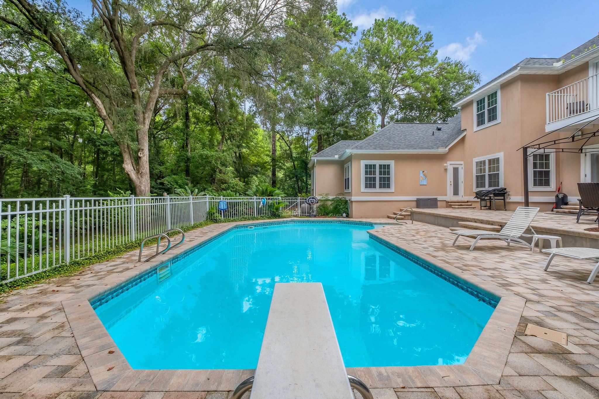 405 Holly Hill Court, Tallahassee, Texas image 7