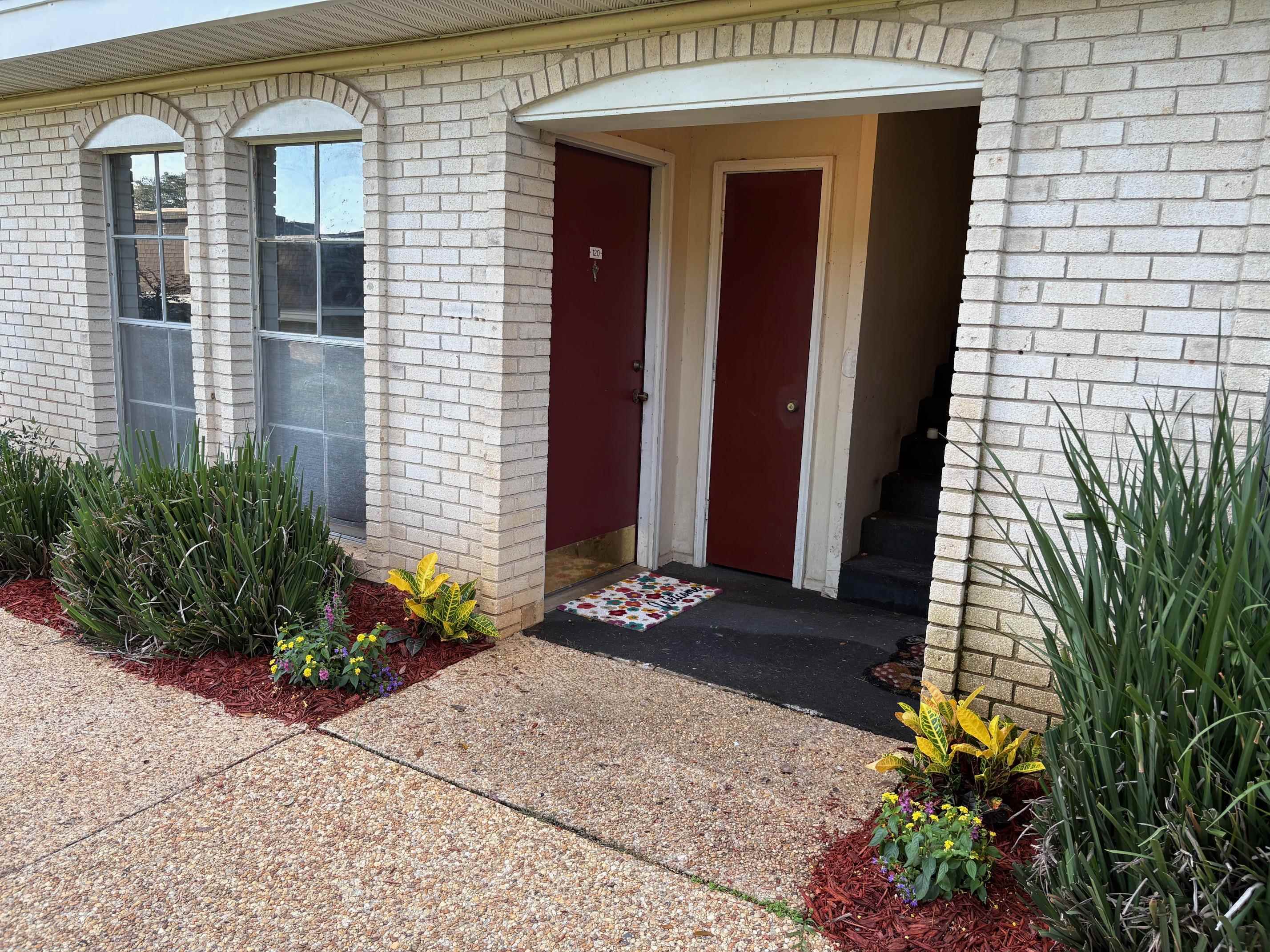 2020 Continental Avenue #120, Tallahassee, Florida image 1