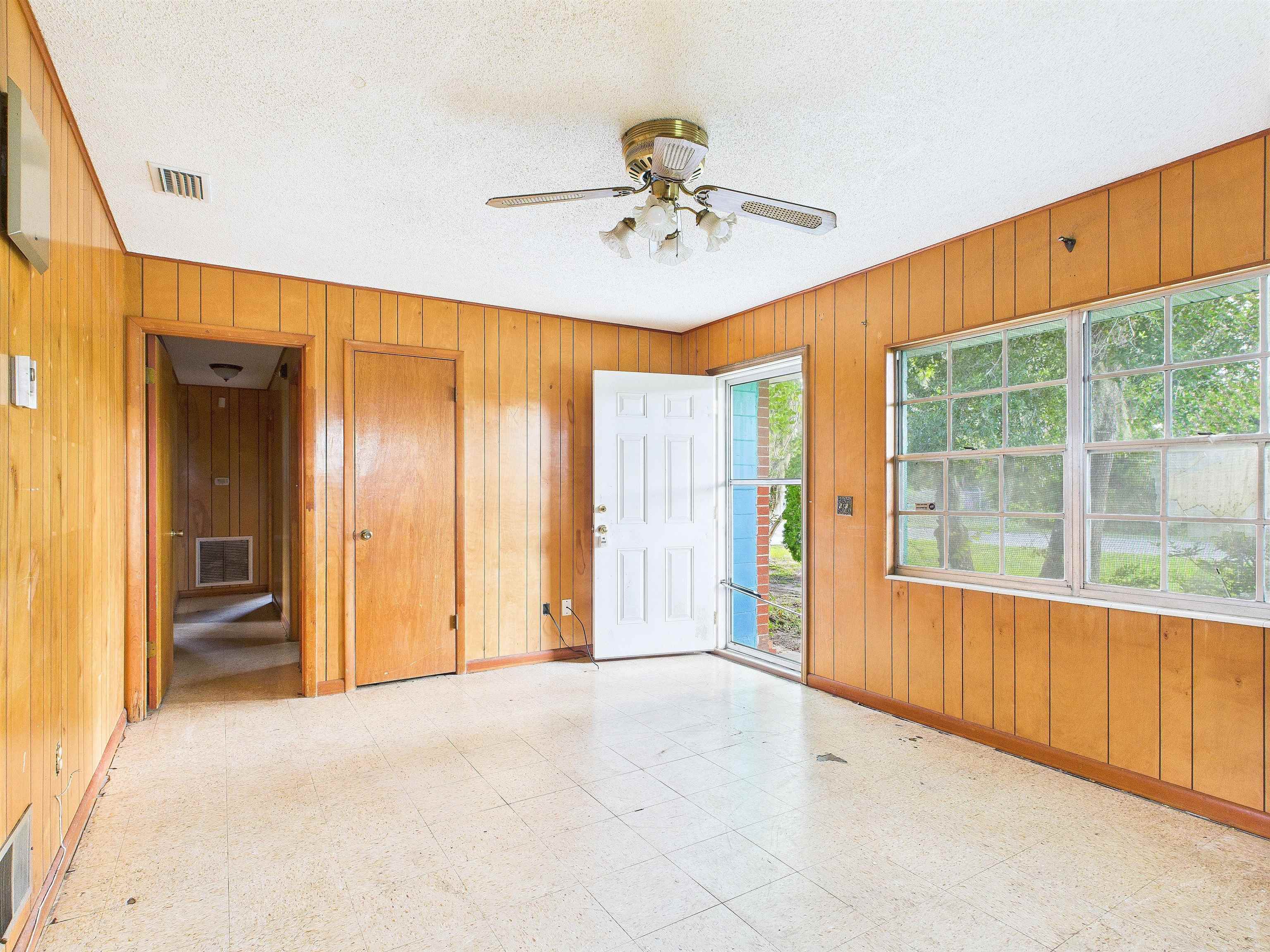 302 Goff Street, Perry, Florida image 3