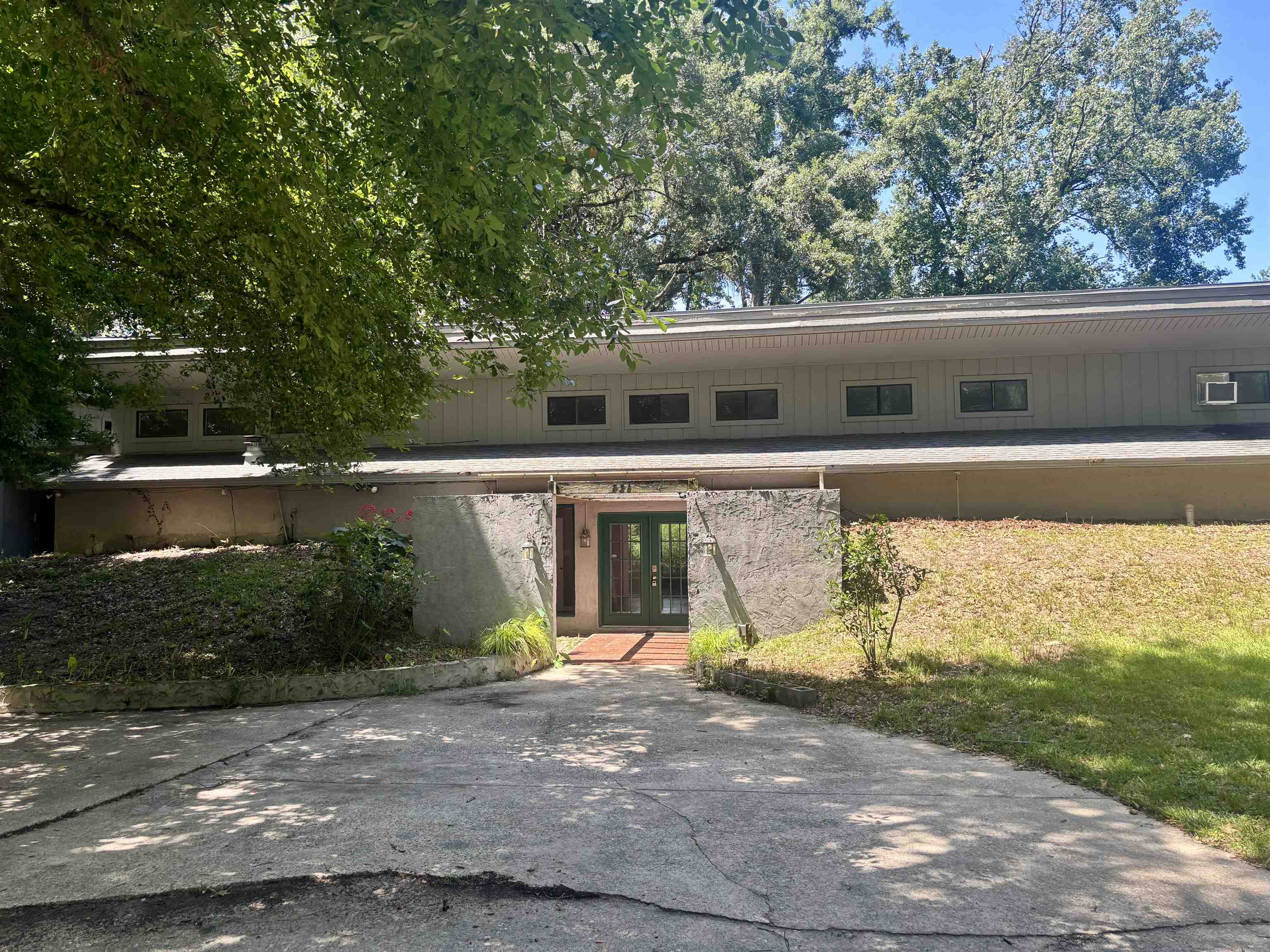 751 Rhoden Cove, Tallahassee, Florida image 2