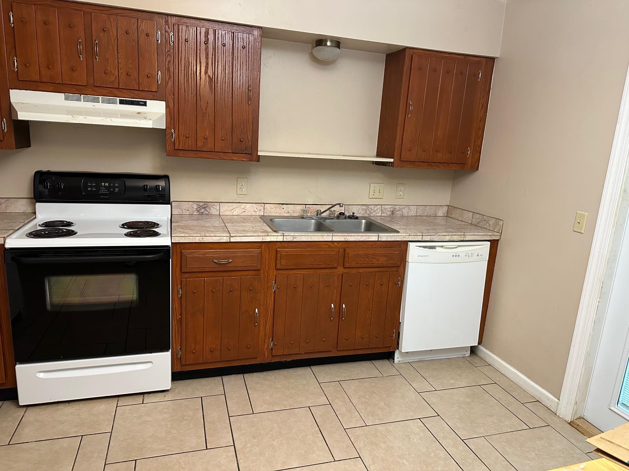 5680 Doonesbury Way Drive, Tallahassee, Florida image 4