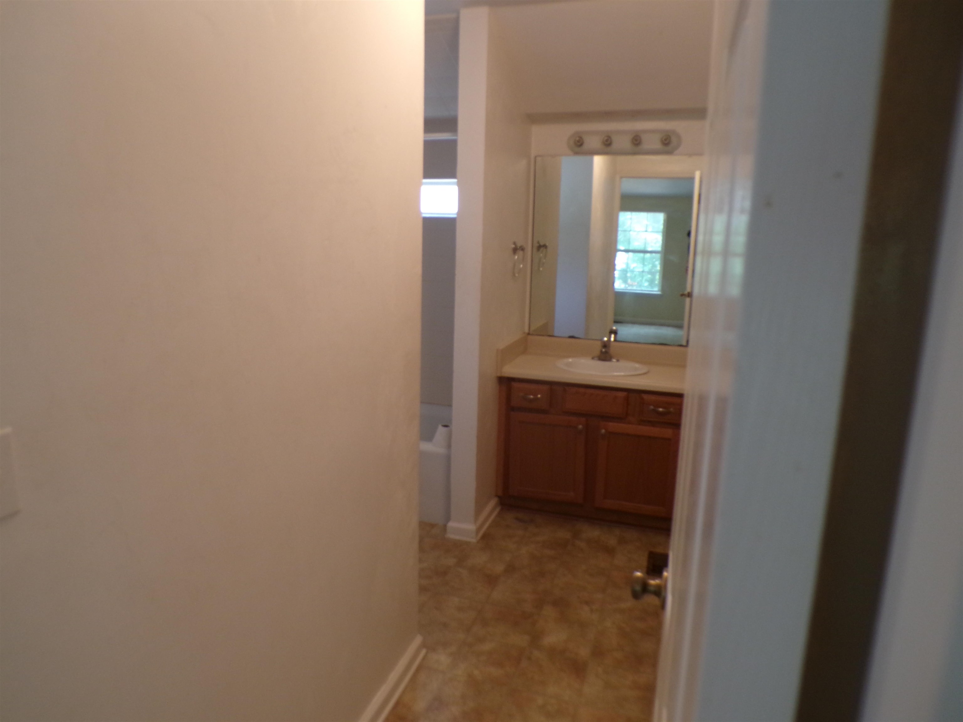 1336 Gibbs Drive, Tallahassee, Florida image 23