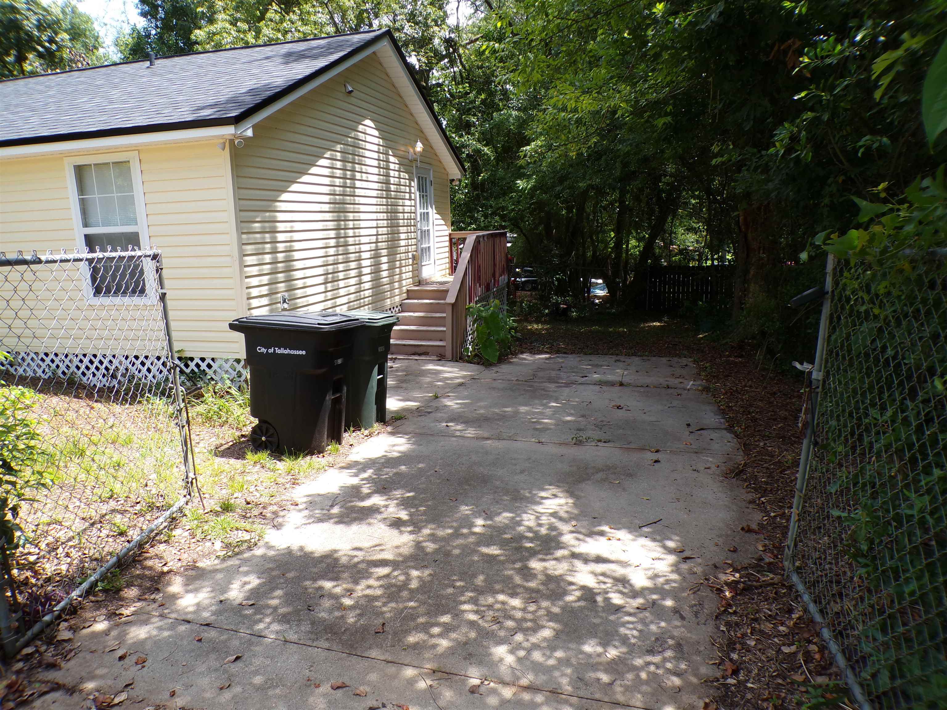1336 Gibbs Drive, Tallahassee, Florida image 5