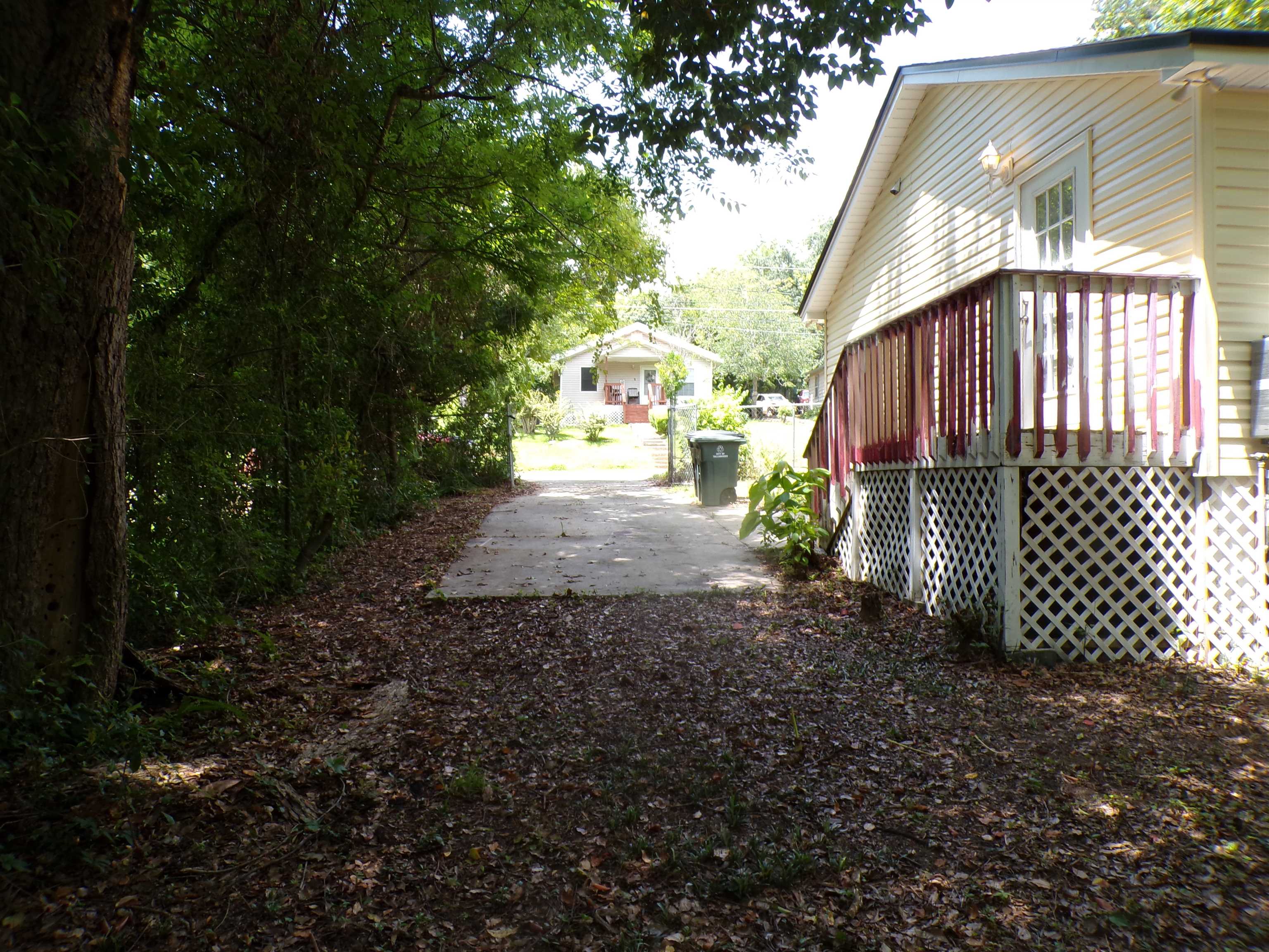 1336 Gibbs Drive, Tallahassee, Florida image 8