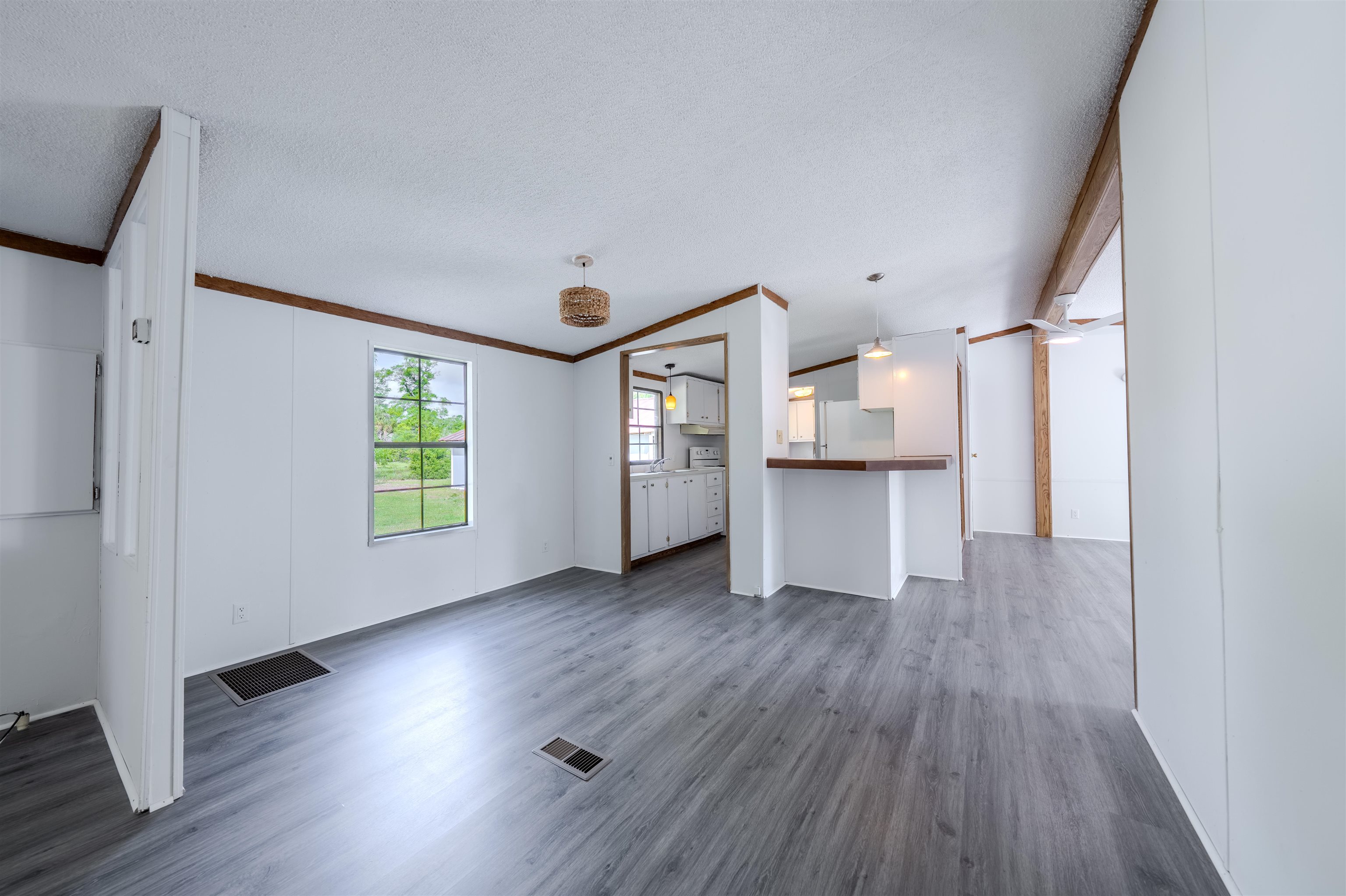 4025 Coastal Highway, Crawfordville, Florida image 31