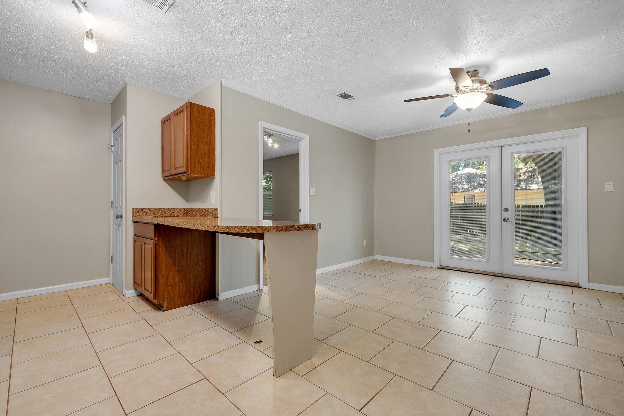 1819 Mayfair Road, Tallahassee, Florida image 9
