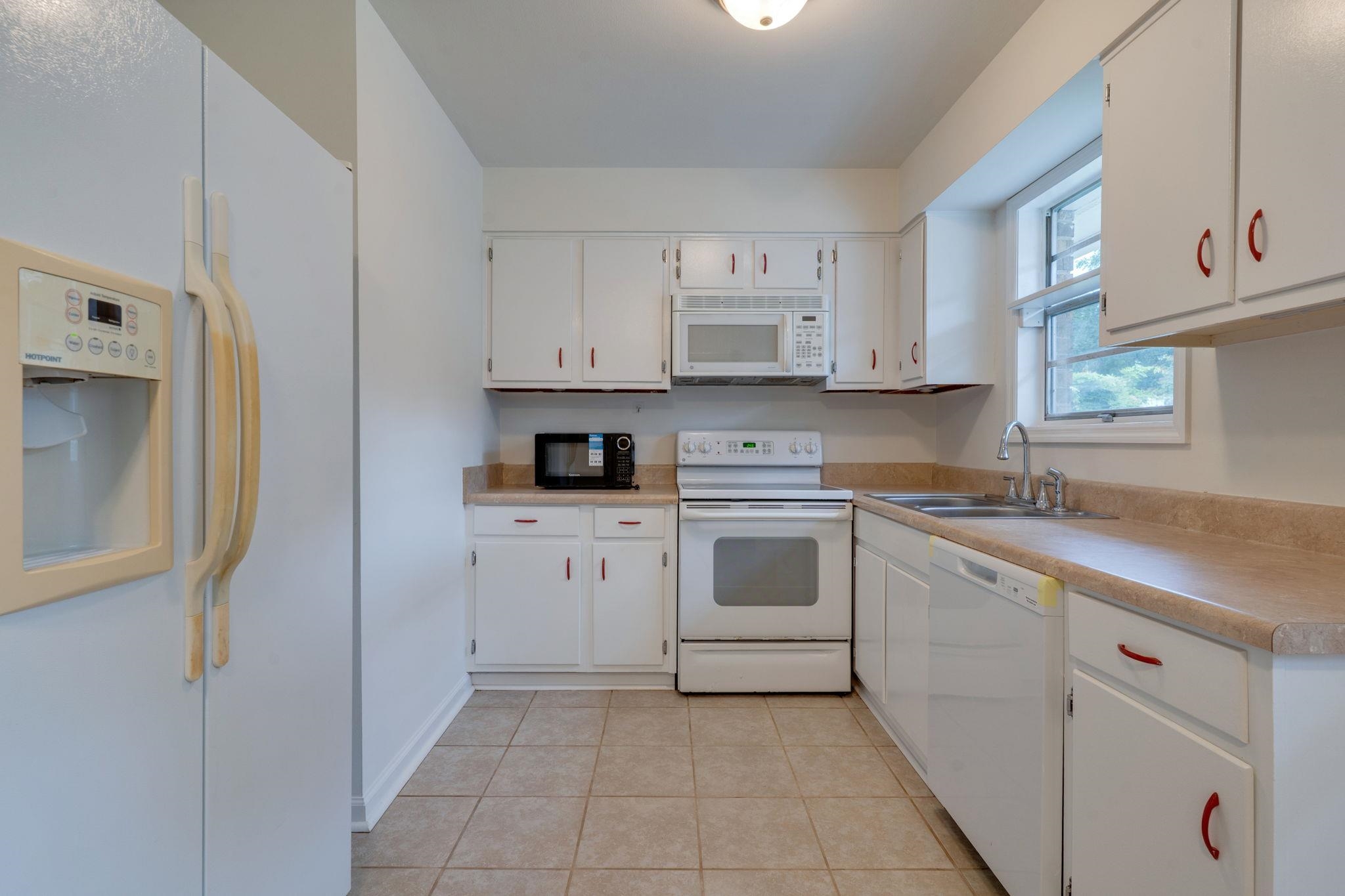 1855 Hopkins Drive, Tallahassee, Florida image 12