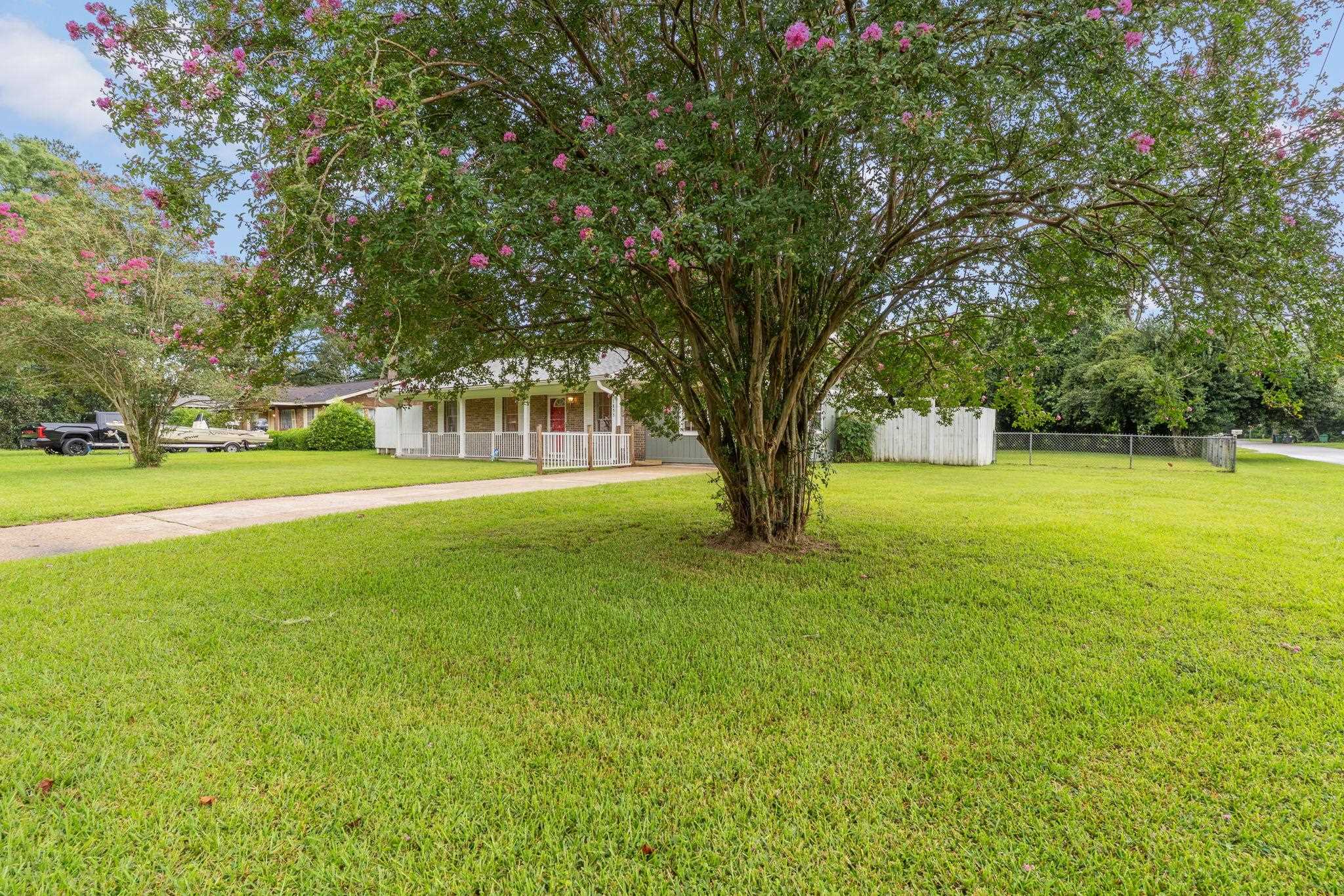 1855 Hopkins Drive, Tallahassee, Florida image 4
