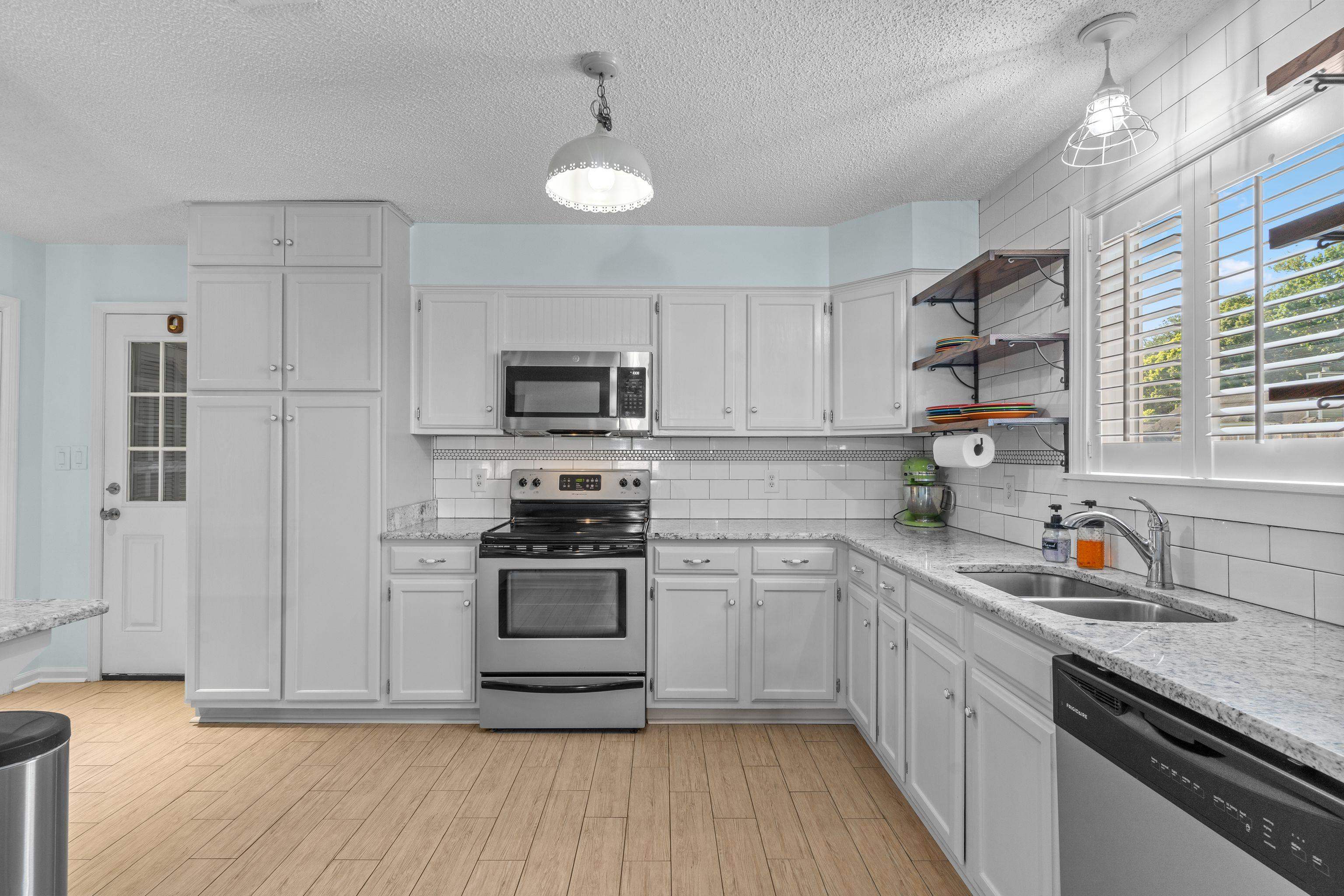 540 Forest Green Drive, Tallahassee, Florida image 11